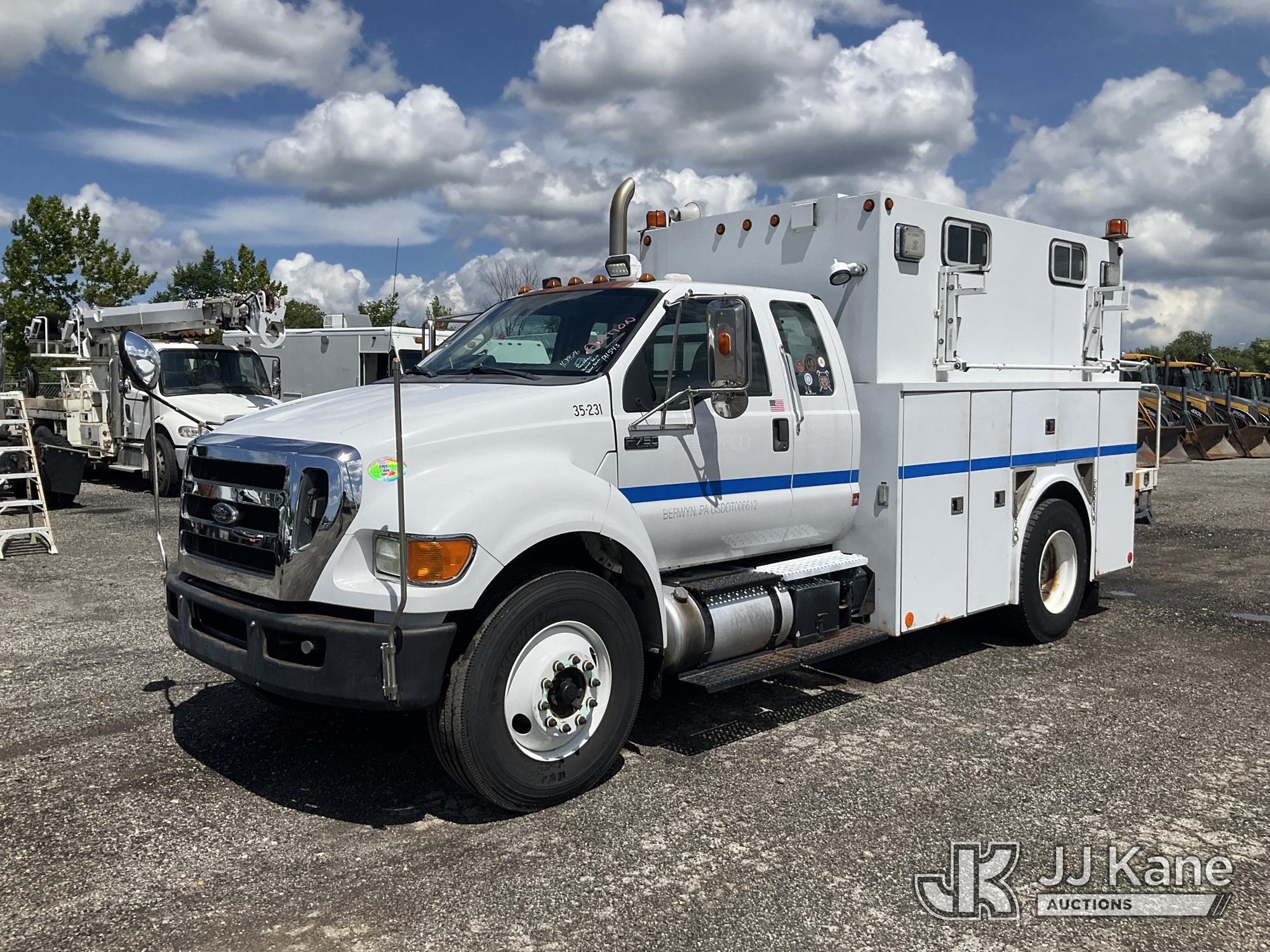2012 Ford F750 Extended-Cab Enclosed Utility Truck