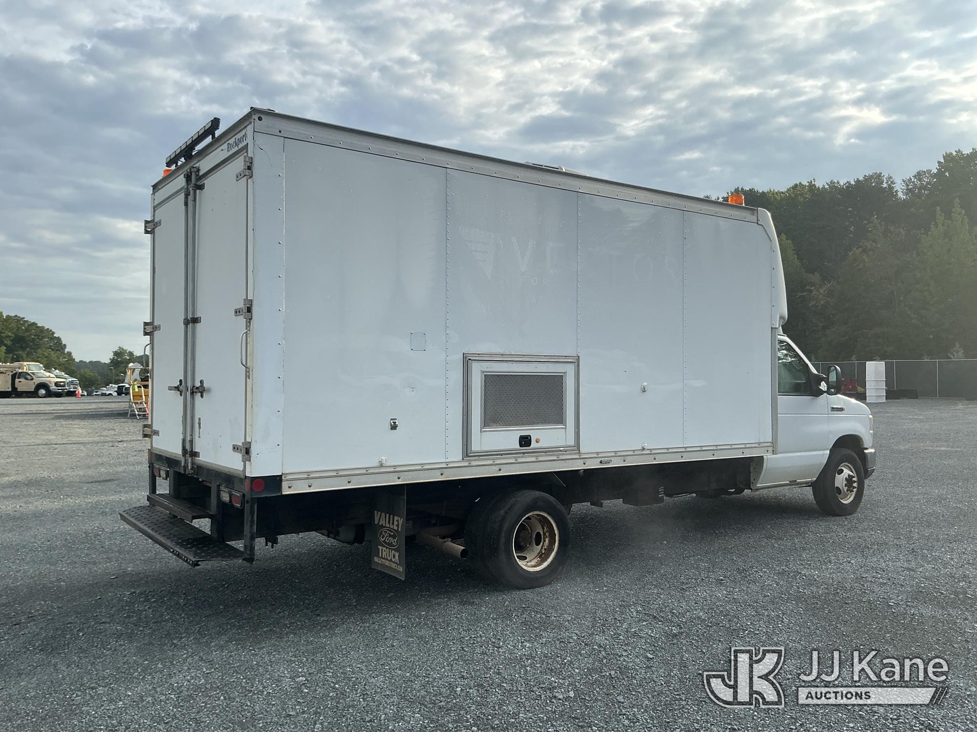 2015 Ford ECONOLINE E450
