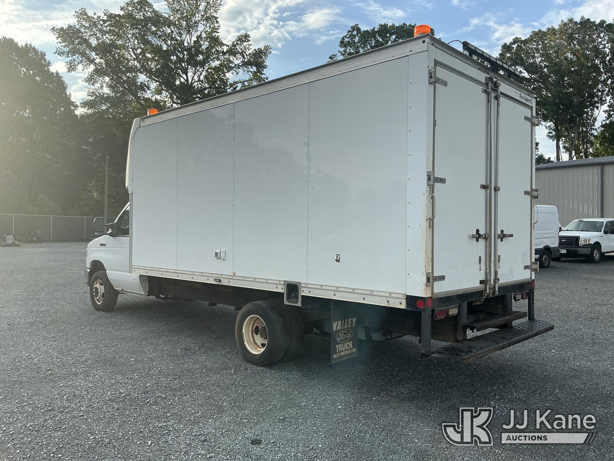 2015 Ford ECONOLINE E450