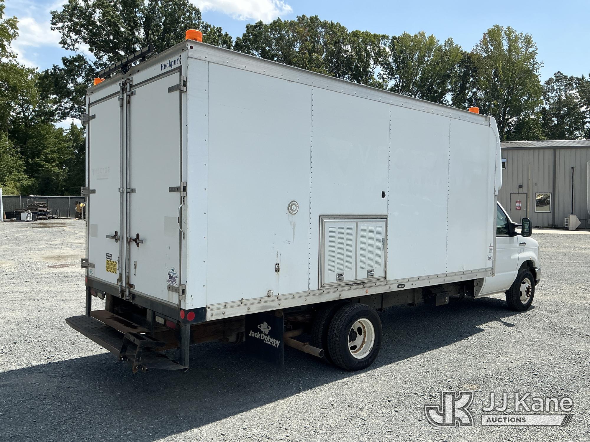 2016 Ford ECONOLINE E450