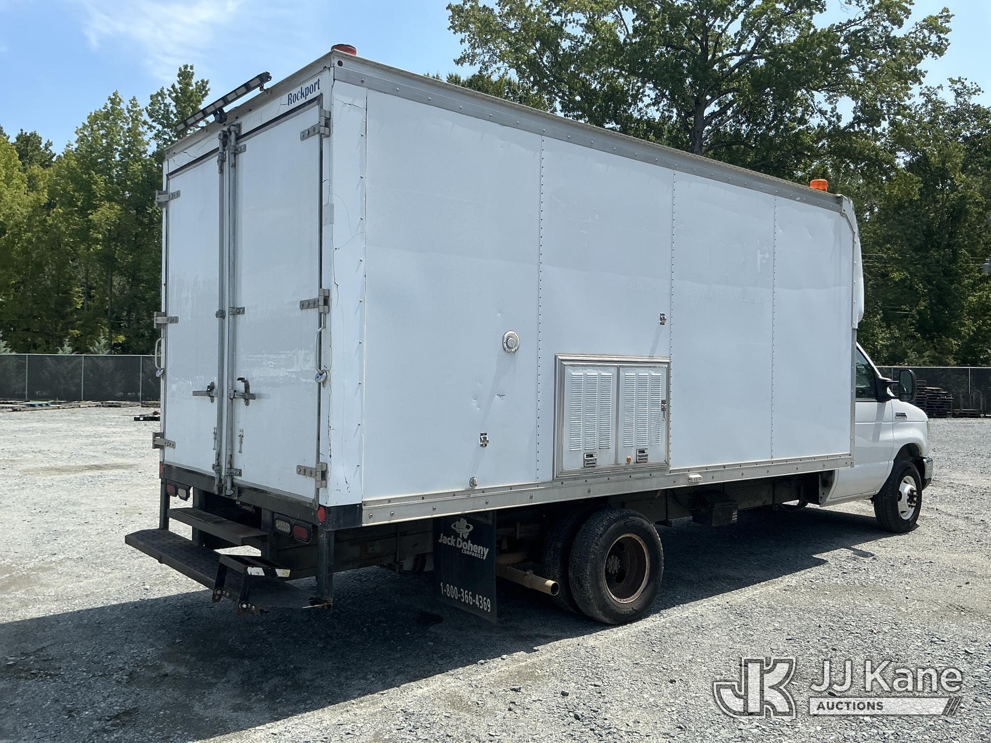 2015 Ford E450