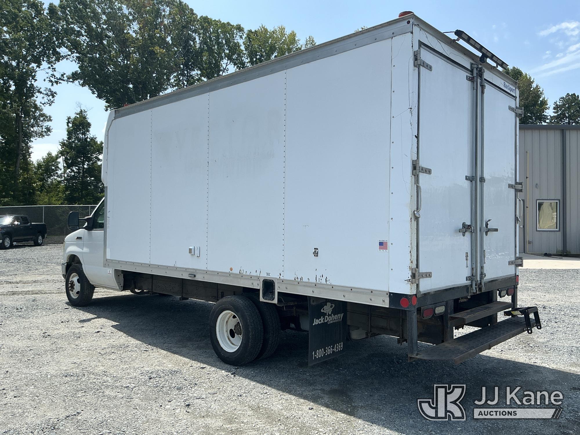 2015 Ford E450