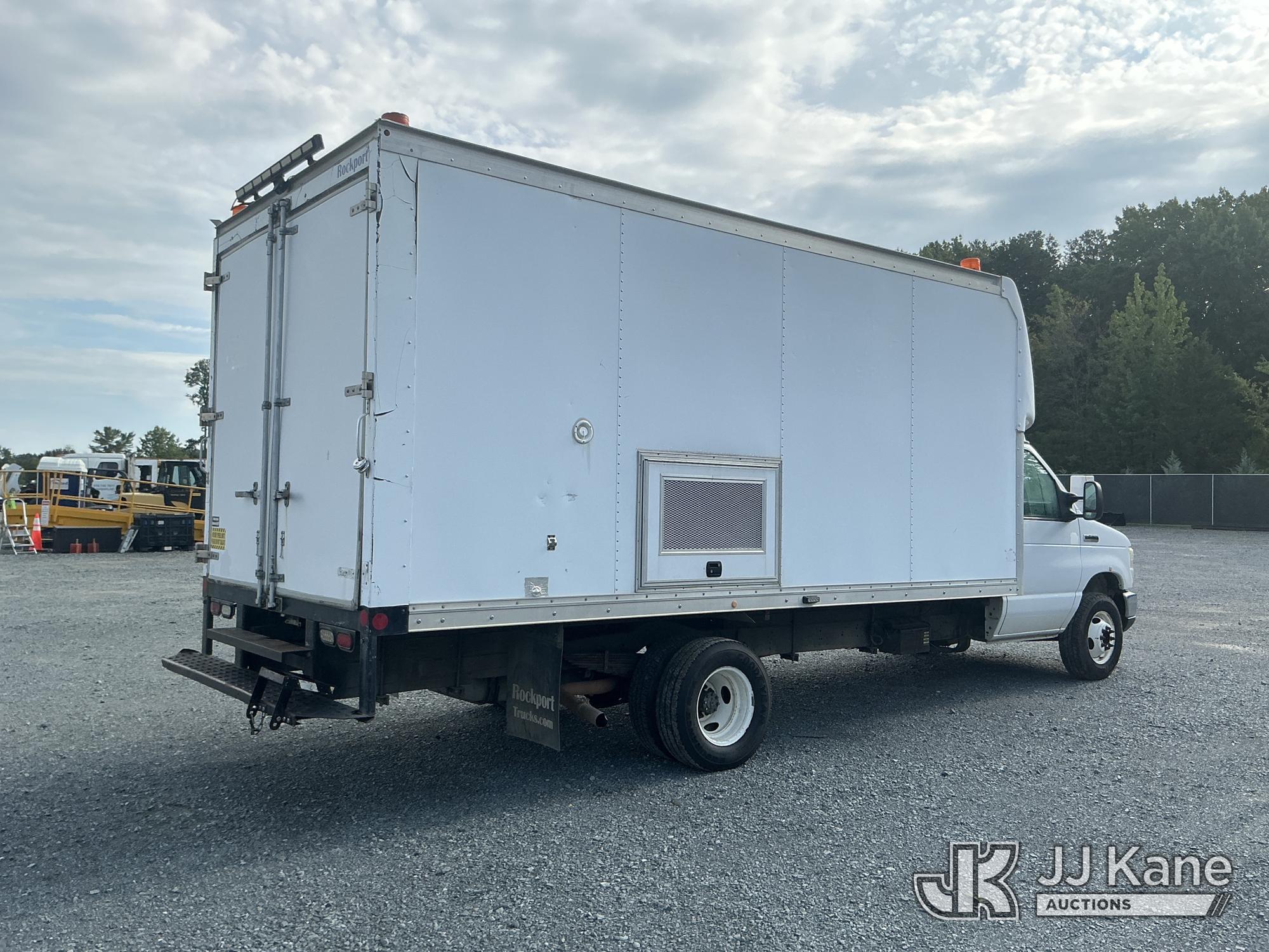 2016 Ford ECONOLINE E450
