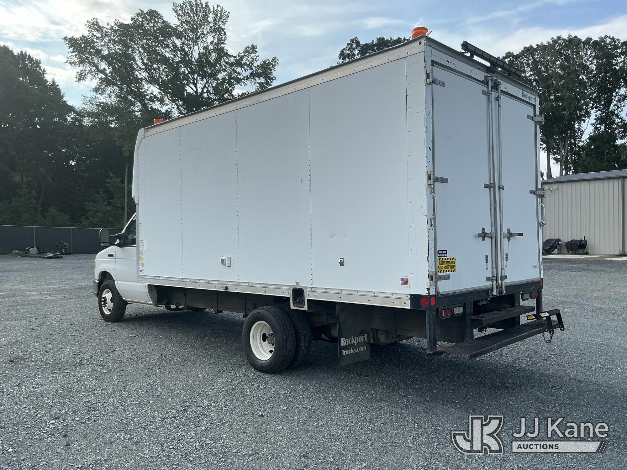 2016 Ford ECONOLINE E450