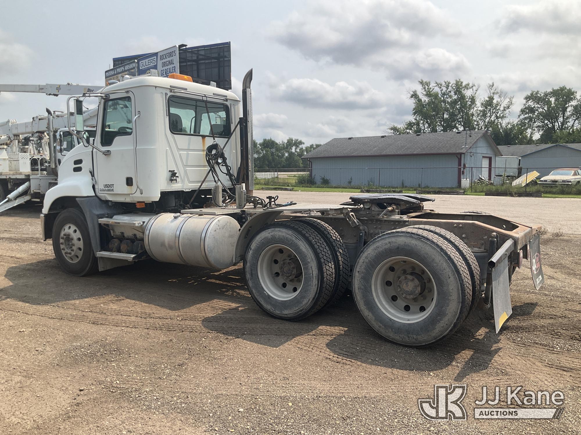 2008 Mack CXU613