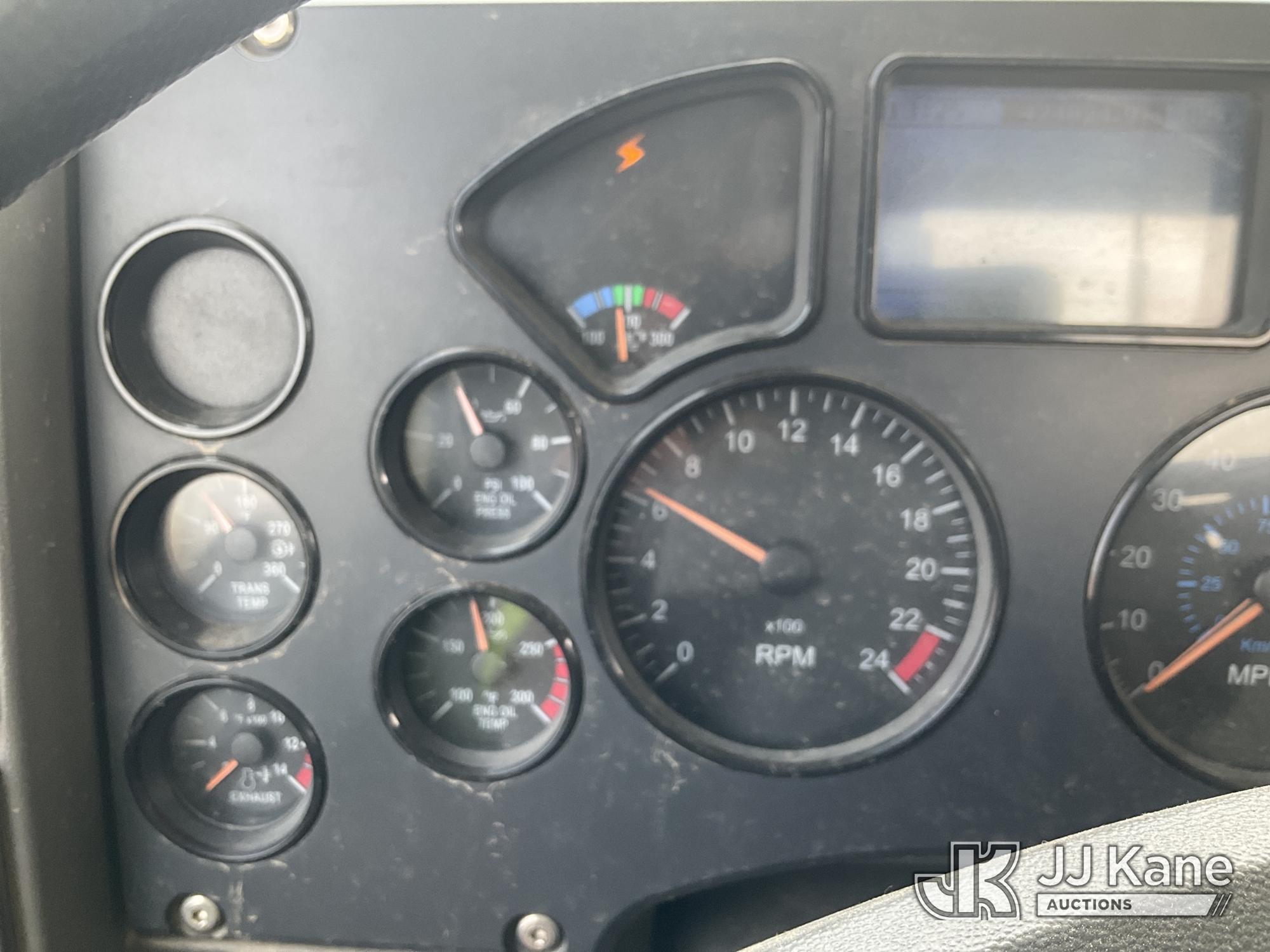 2008 Mack CXU613