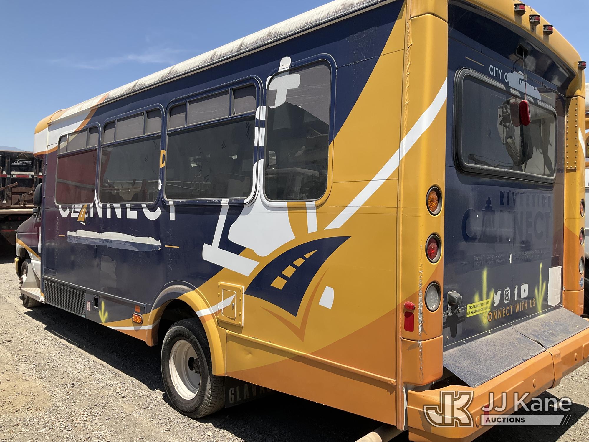 2011 Ford ECONOLINE E-450