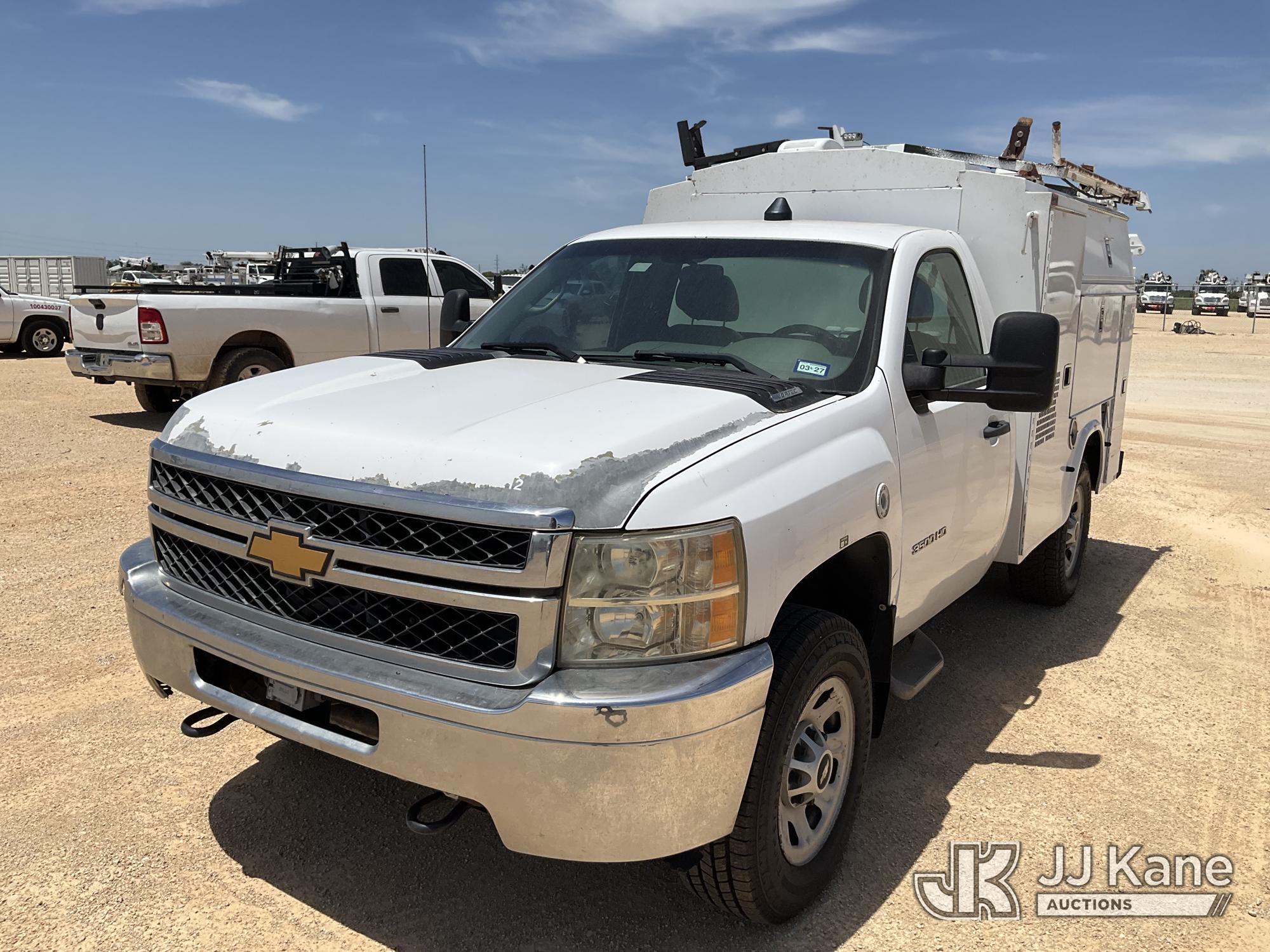 2012 Chevrolet Silverado 3500HD Enclosed Service Truck