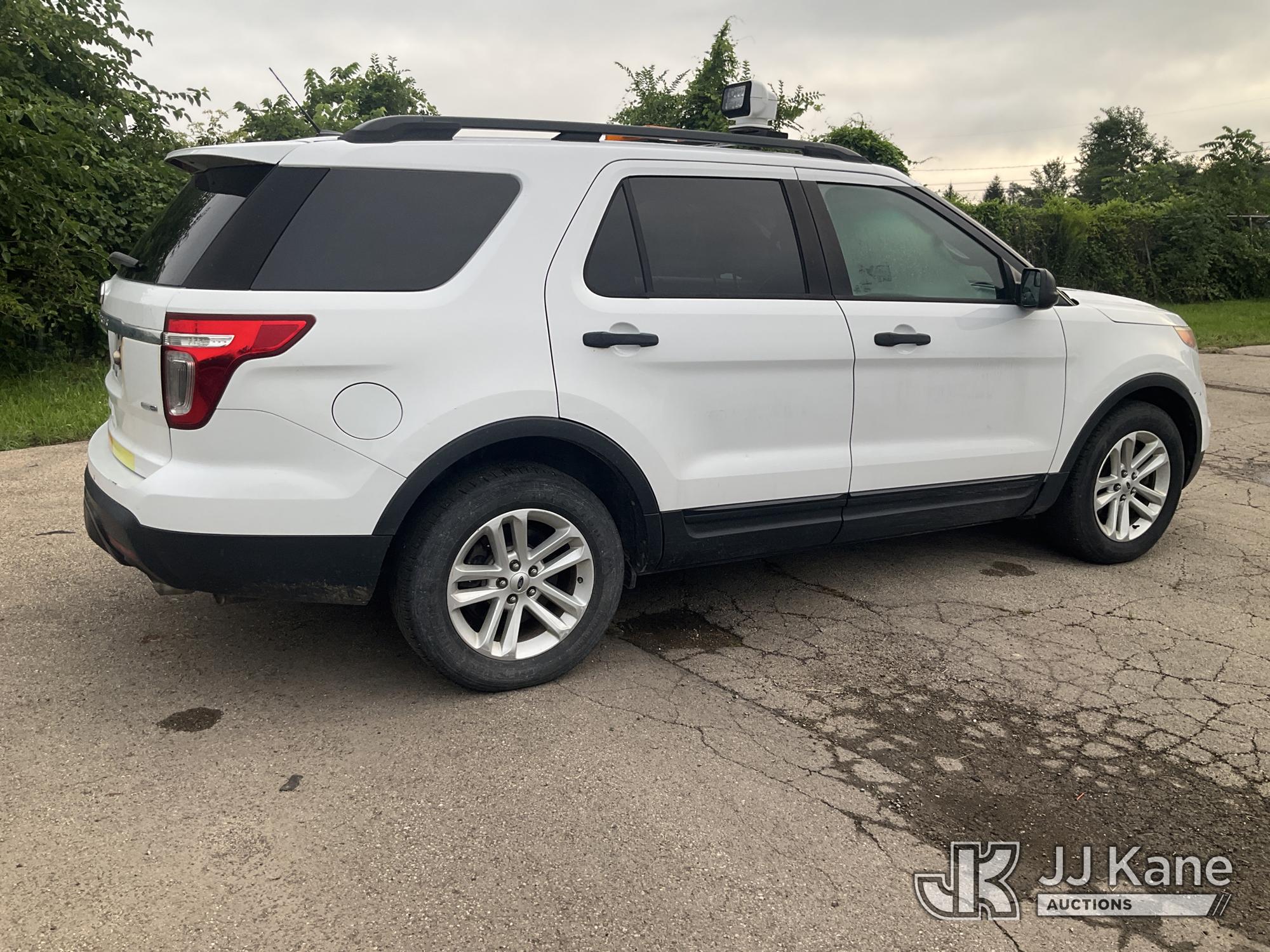 2015 Ford Explorer