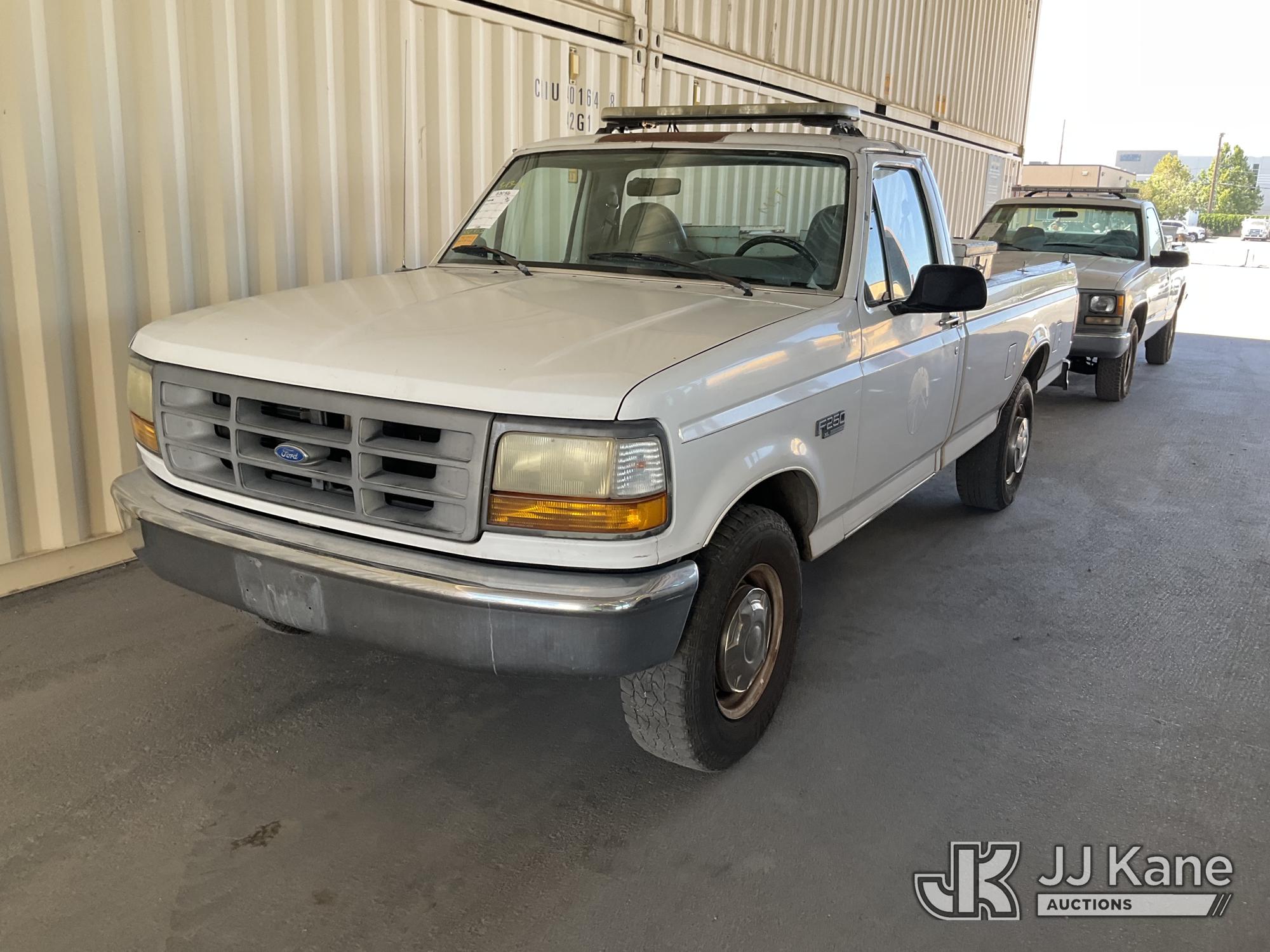 Photo of a 1996 Ford F-250