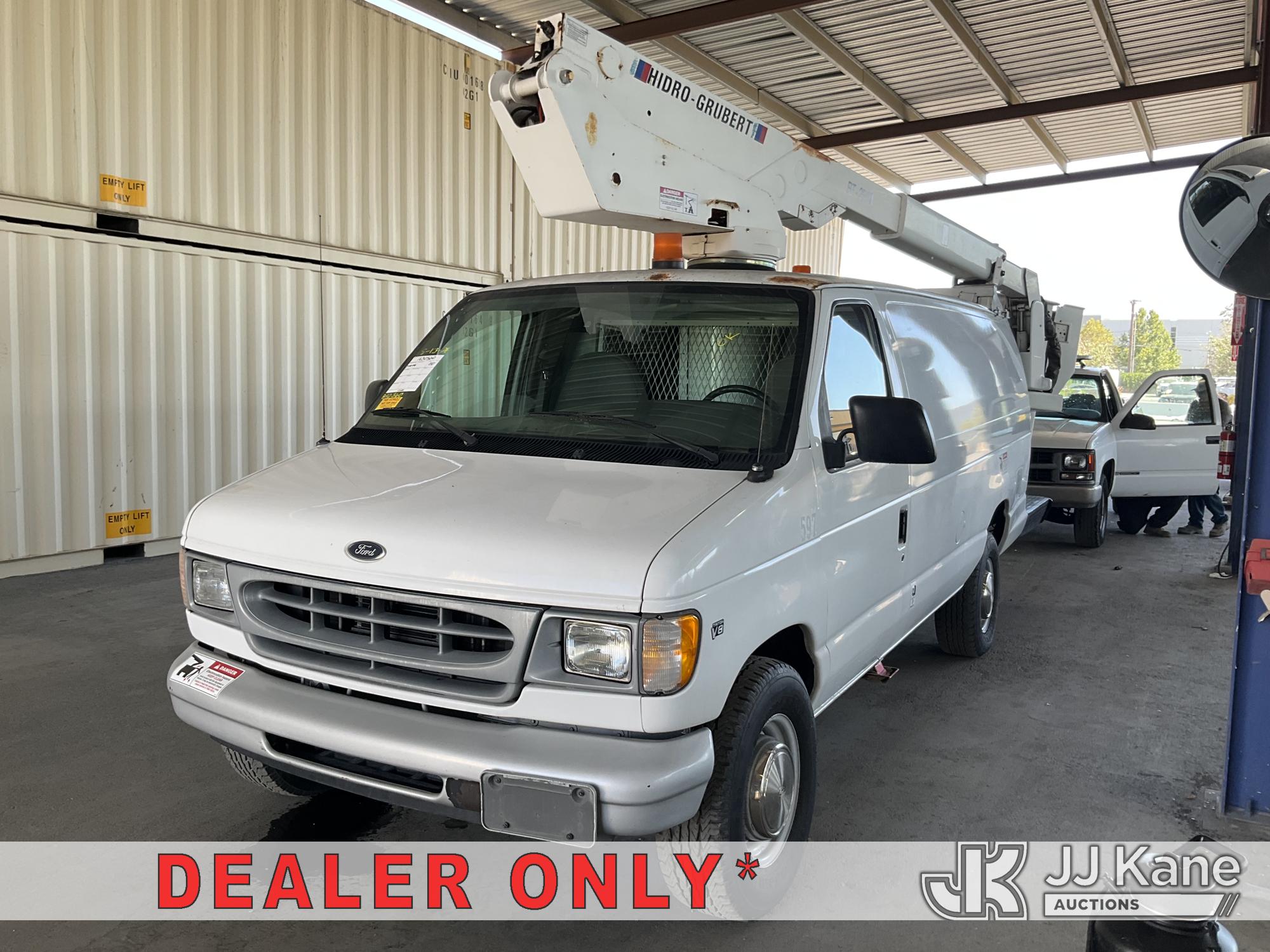 2000 Ford Econoline