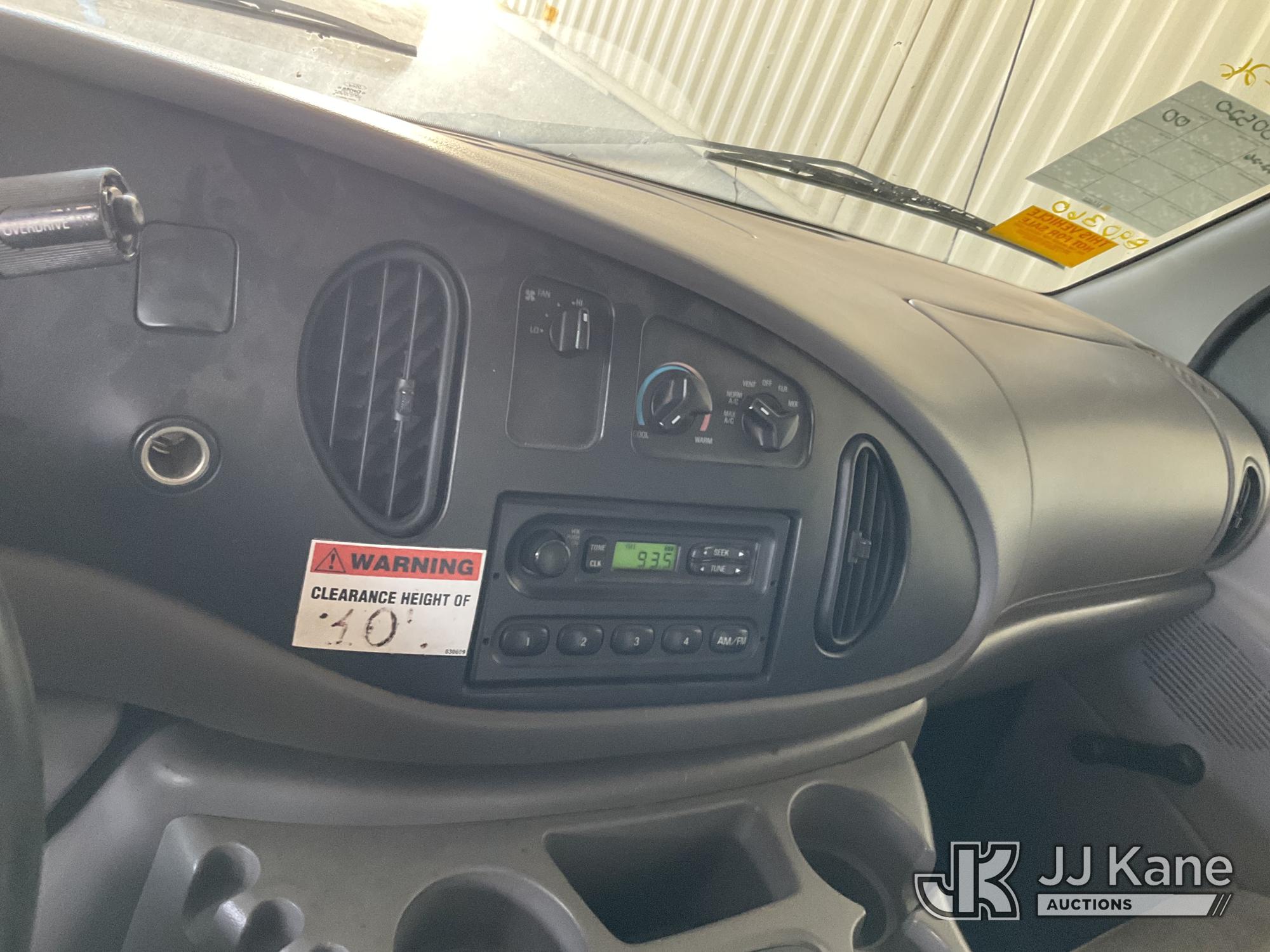 2000 Ford Econoline