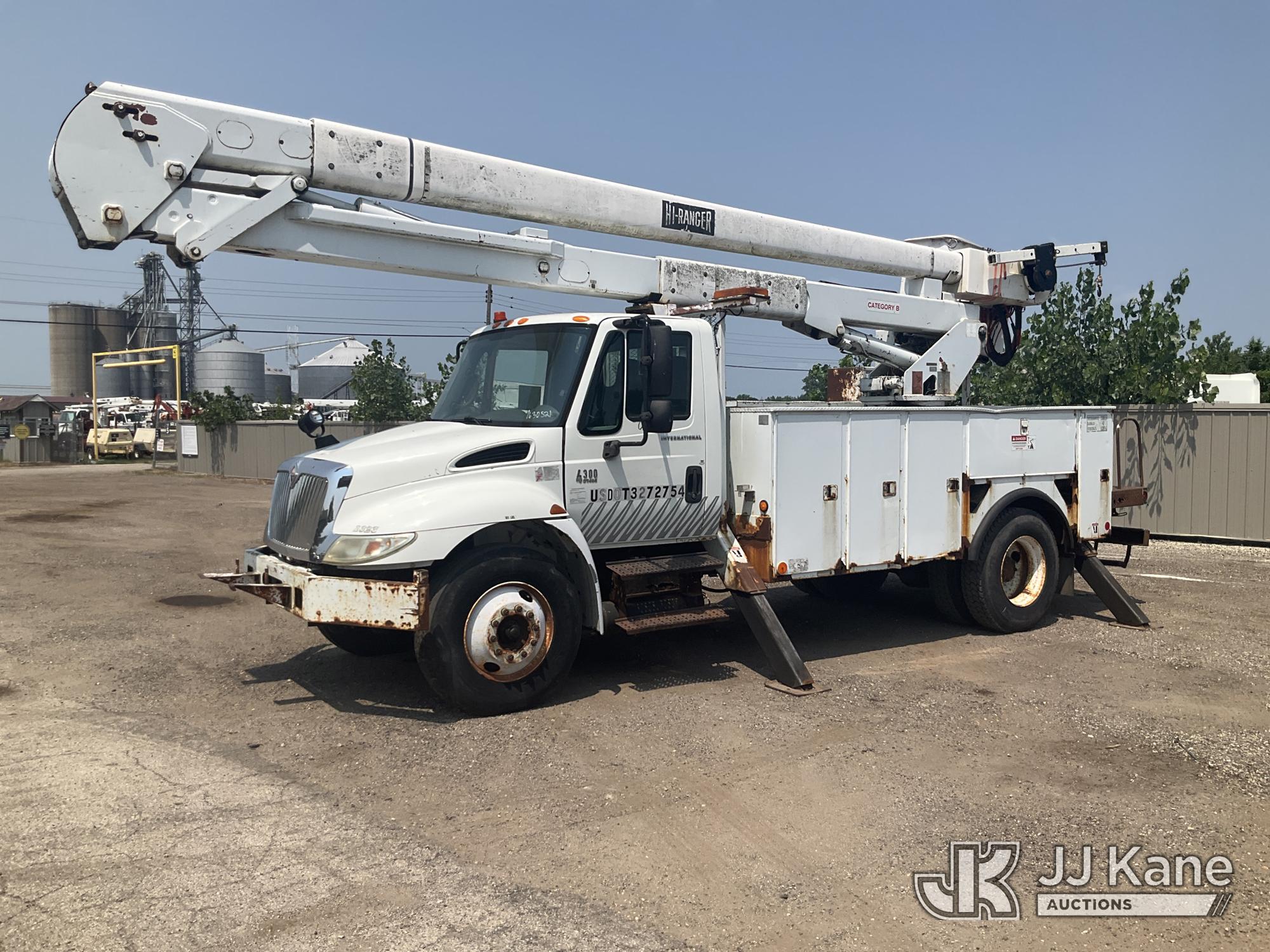 2004 International 4300