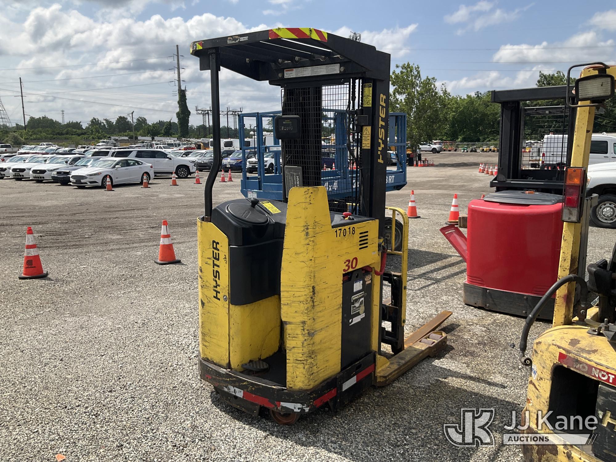 1985 Hyster 30