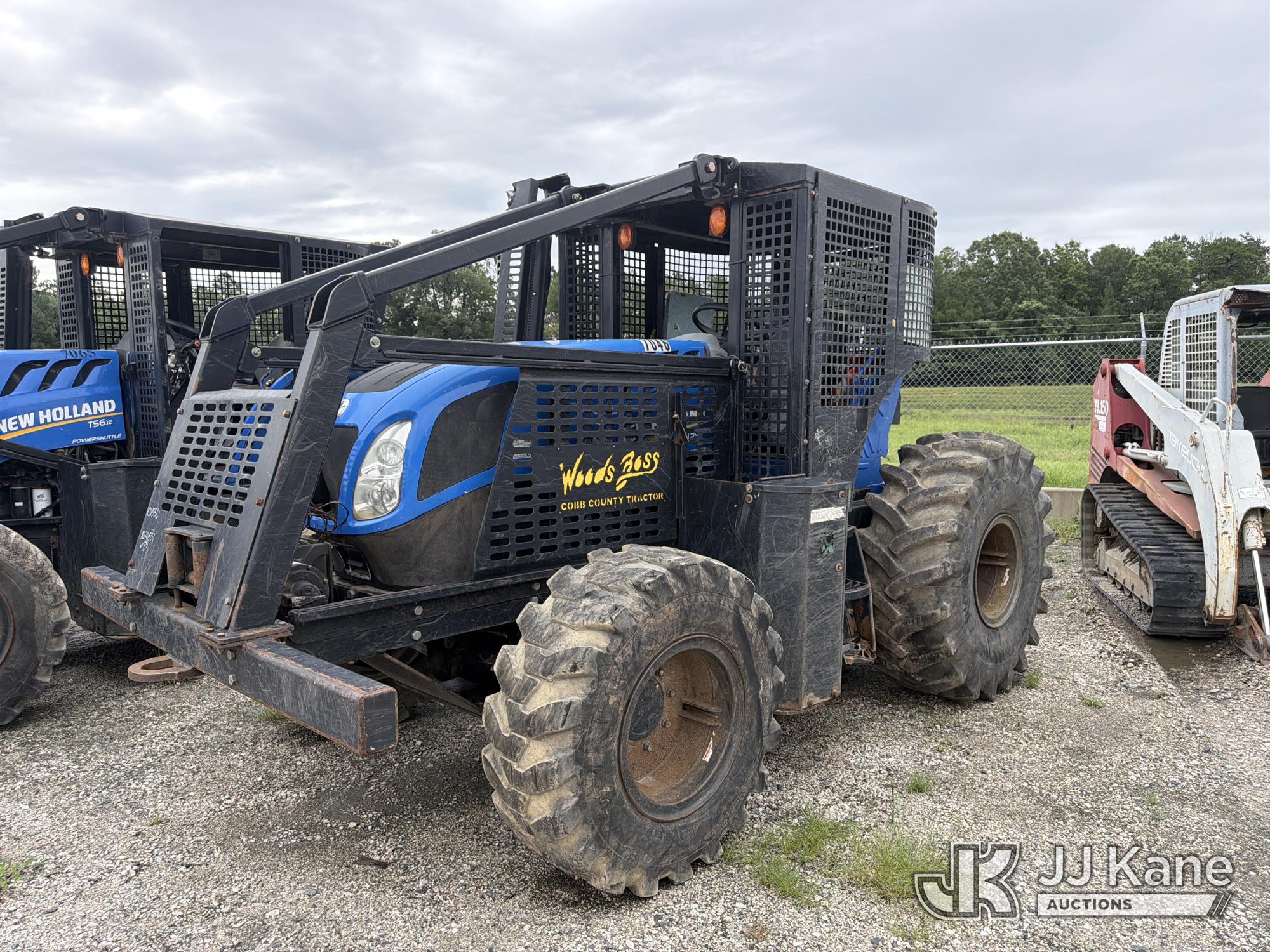 New Holland TS6.130 MFWD Utility Tractor