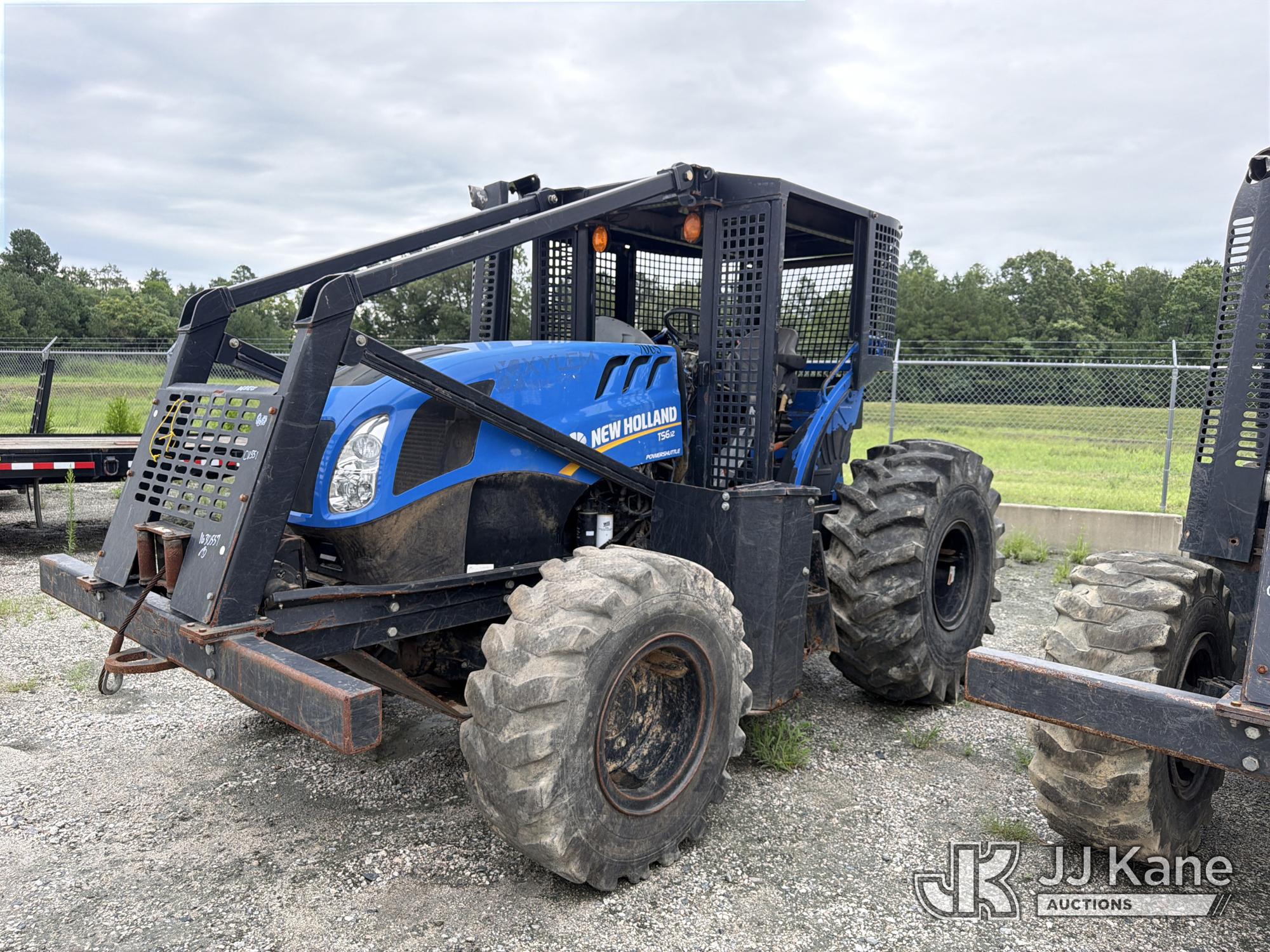 New Holland TS6.120 MFWD Utility Tractor