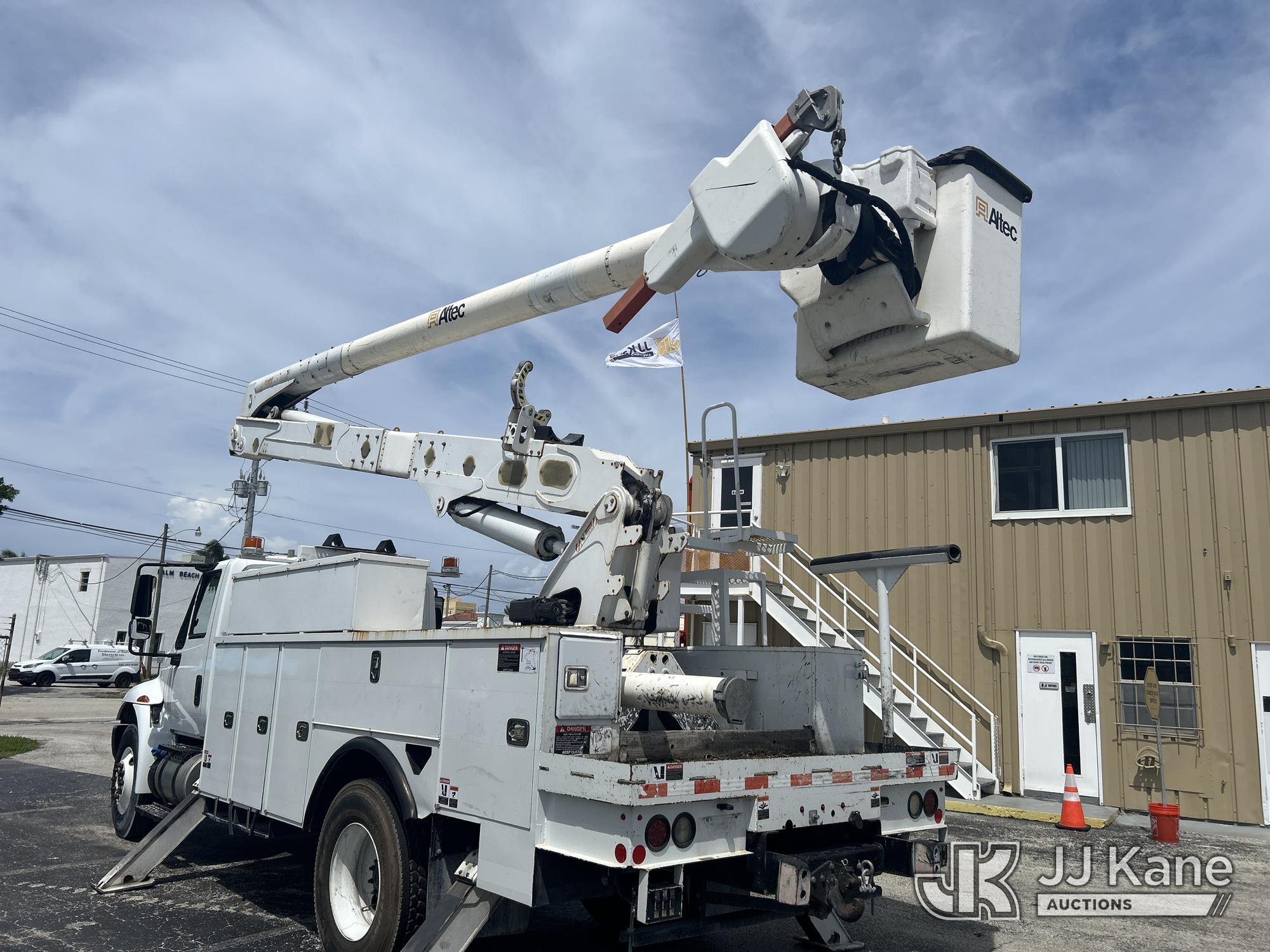2018 International DuraStar 4300