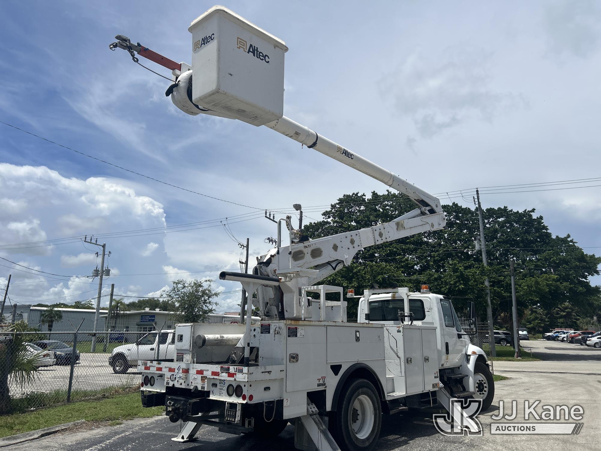 2018 International DuraStar 4300
