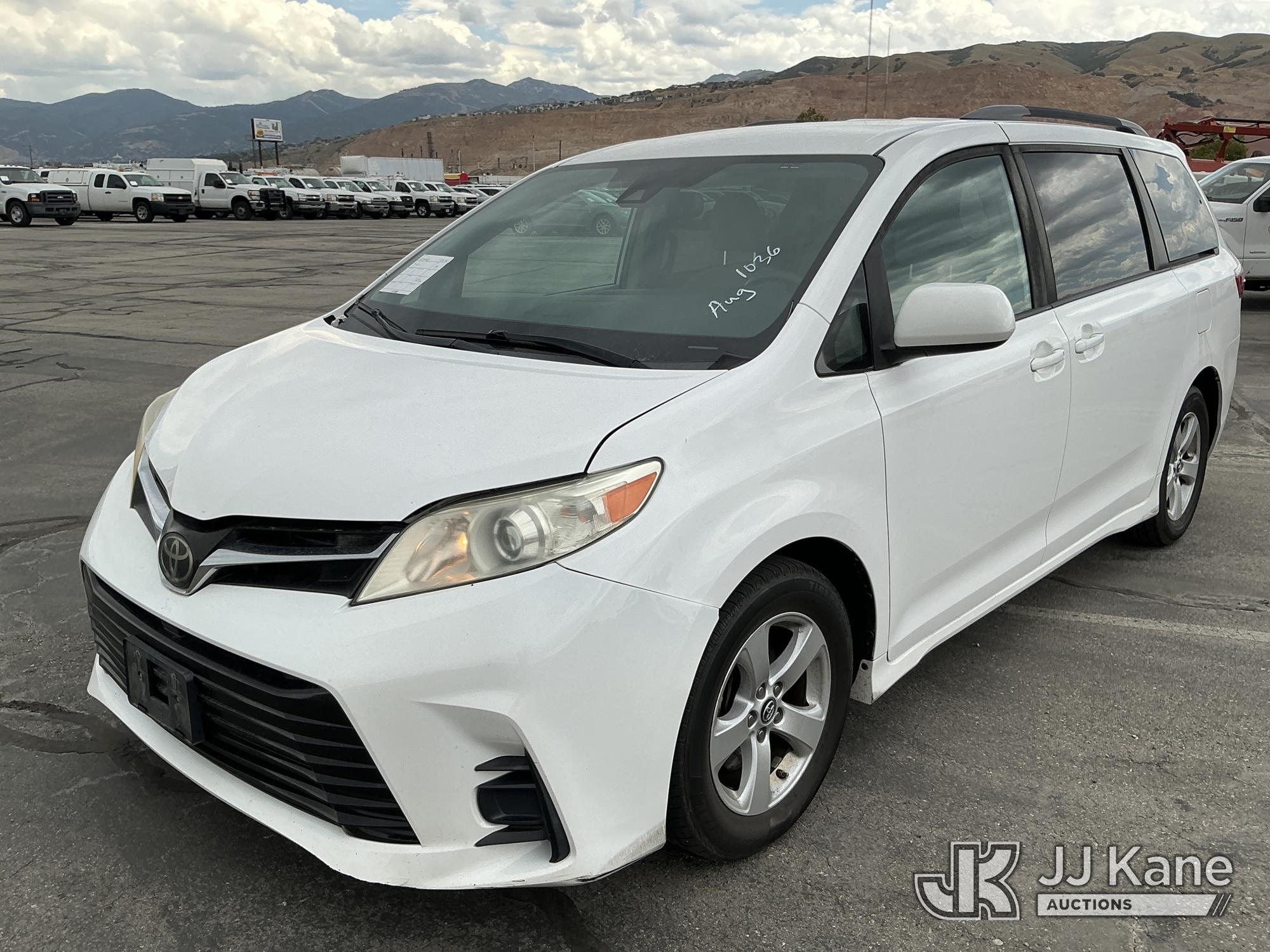 Photo of a 2019 Toyota Sienna
