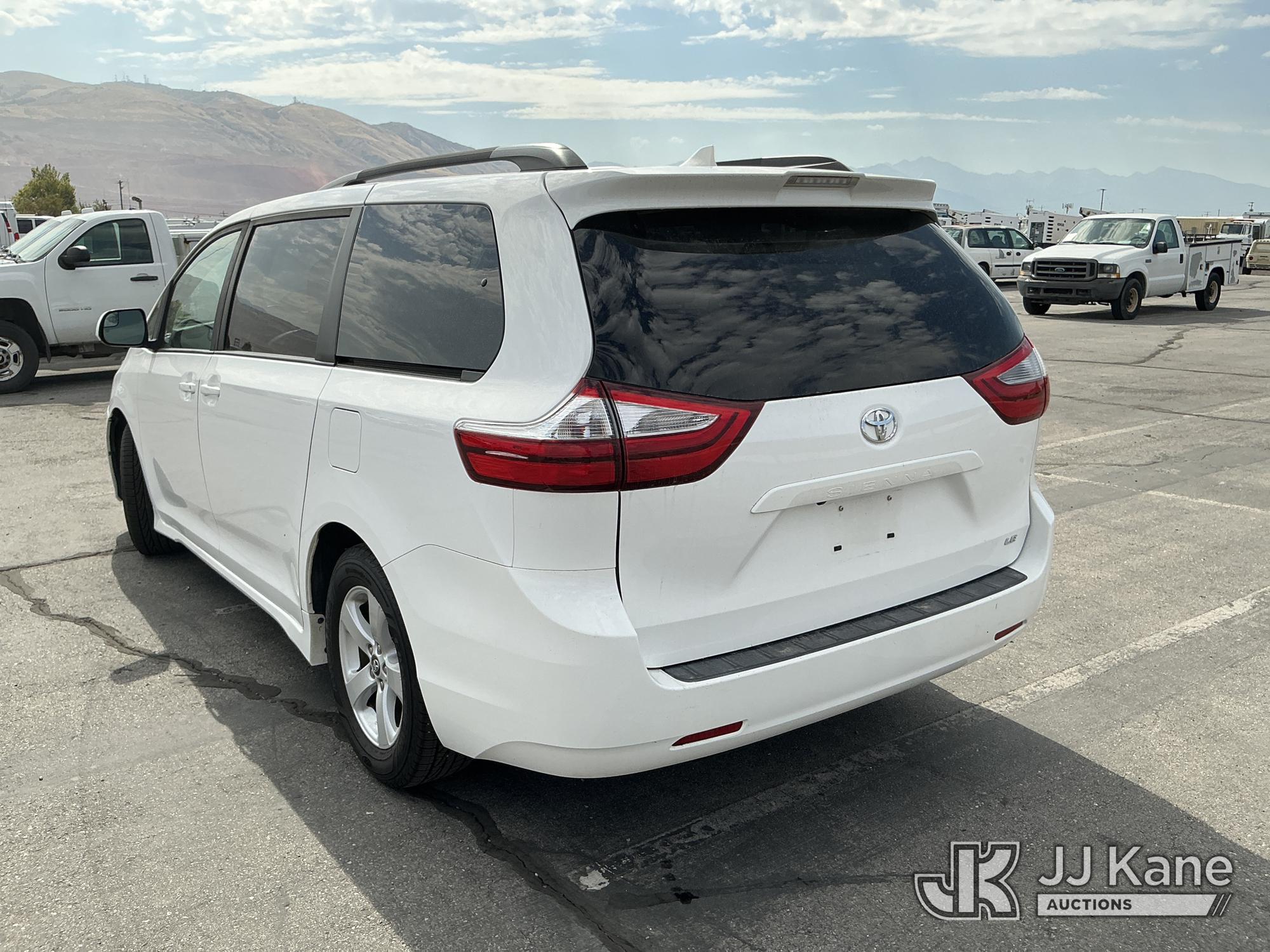 2019 Toyota SIENNA