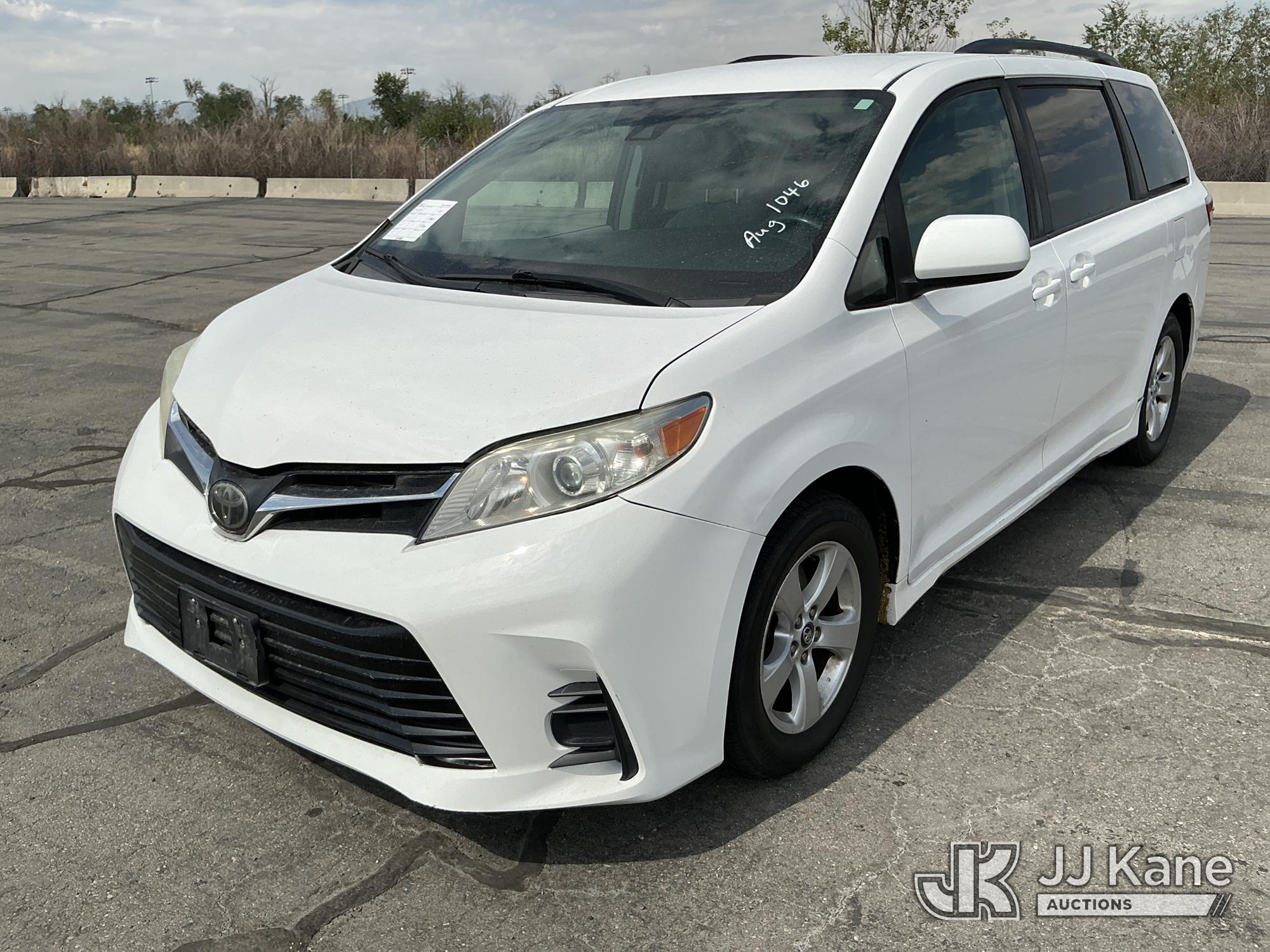 Photo of a 2018 Toyota Sienna