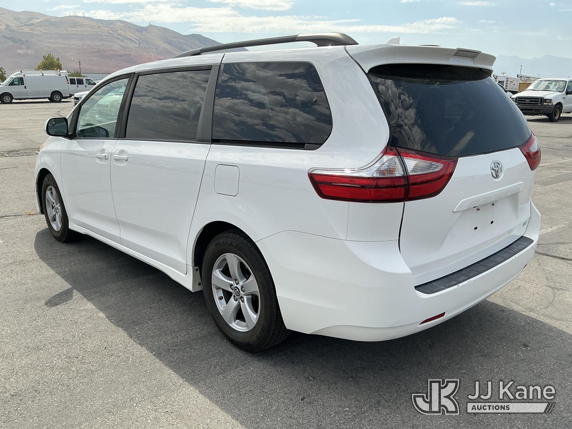 2018 Toyota SIENNA