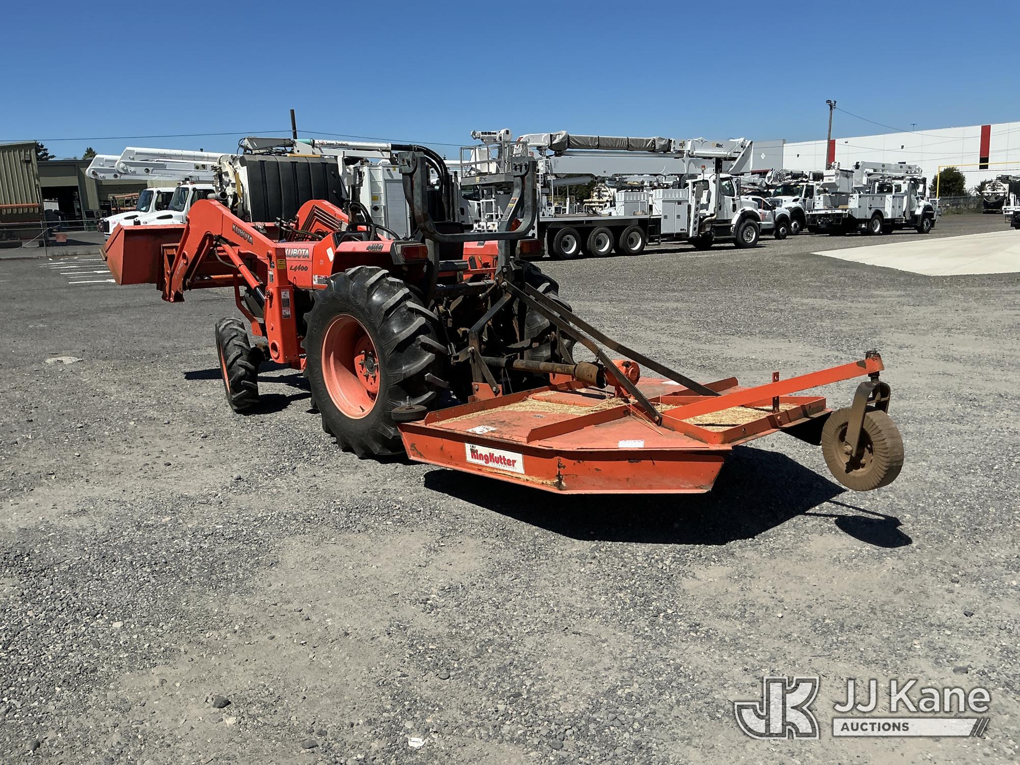 2010 Kubota L4400DT-1
