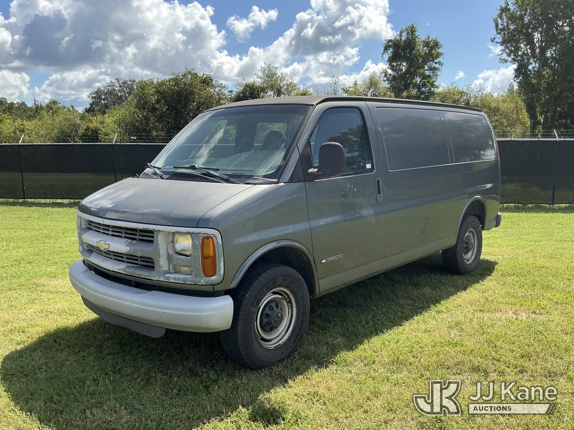 Photo of 2000 Chevrolet Express G3500