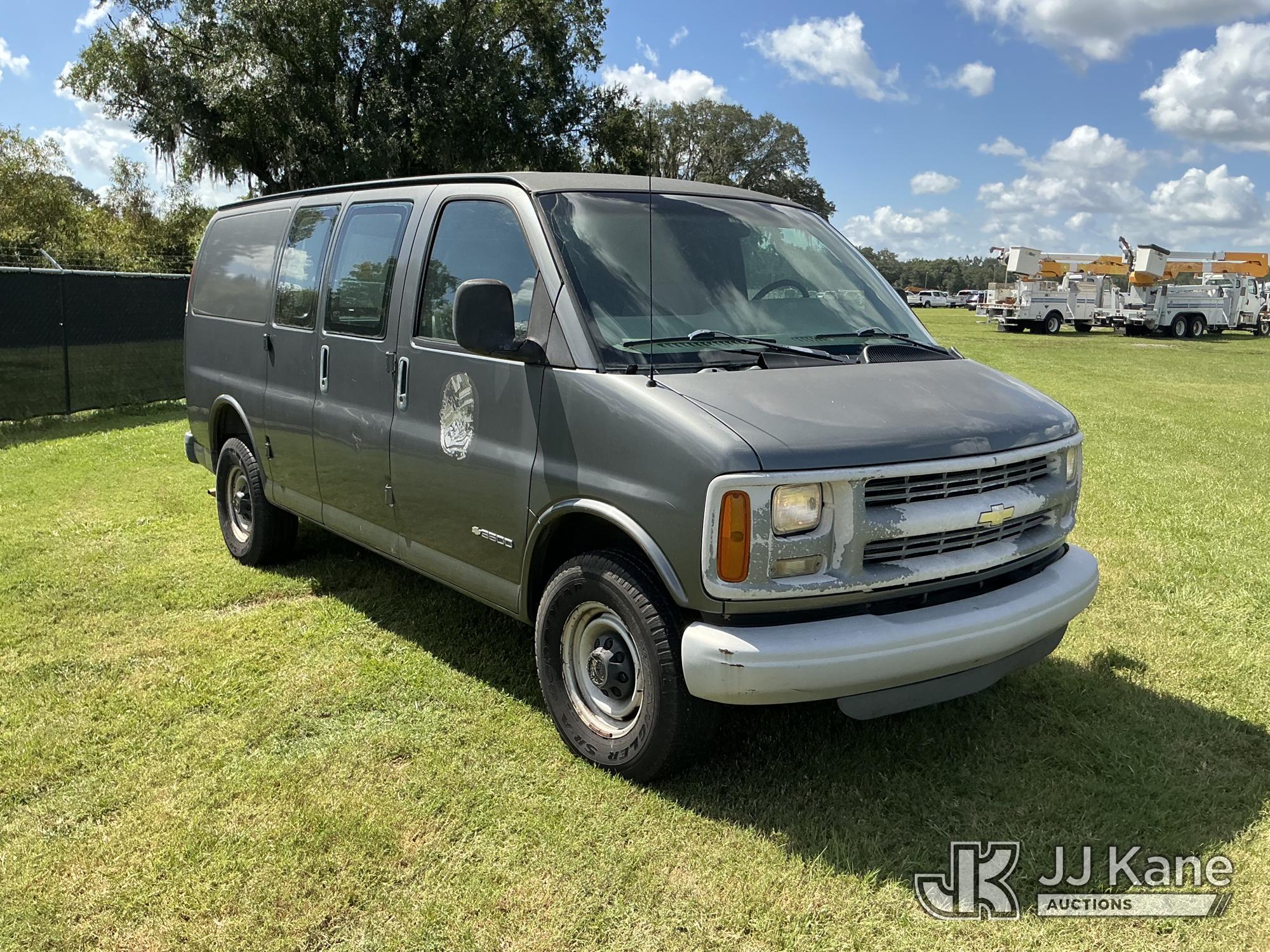 2000 Chevrolet EXPRESS G3500