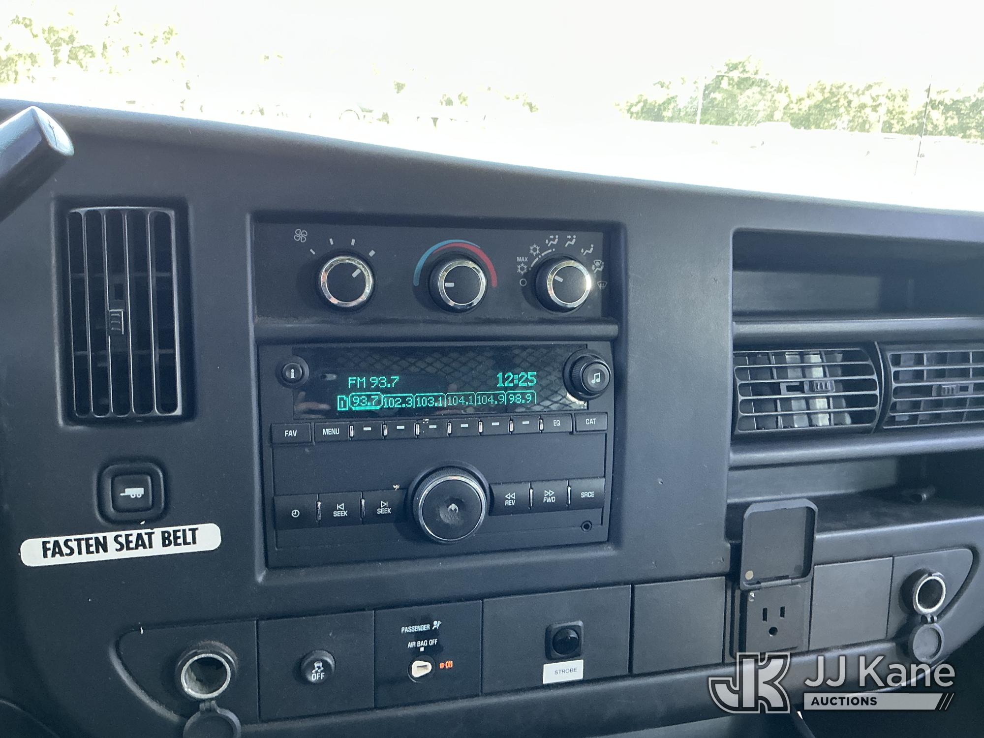 2016 Chevrolet Express G2500