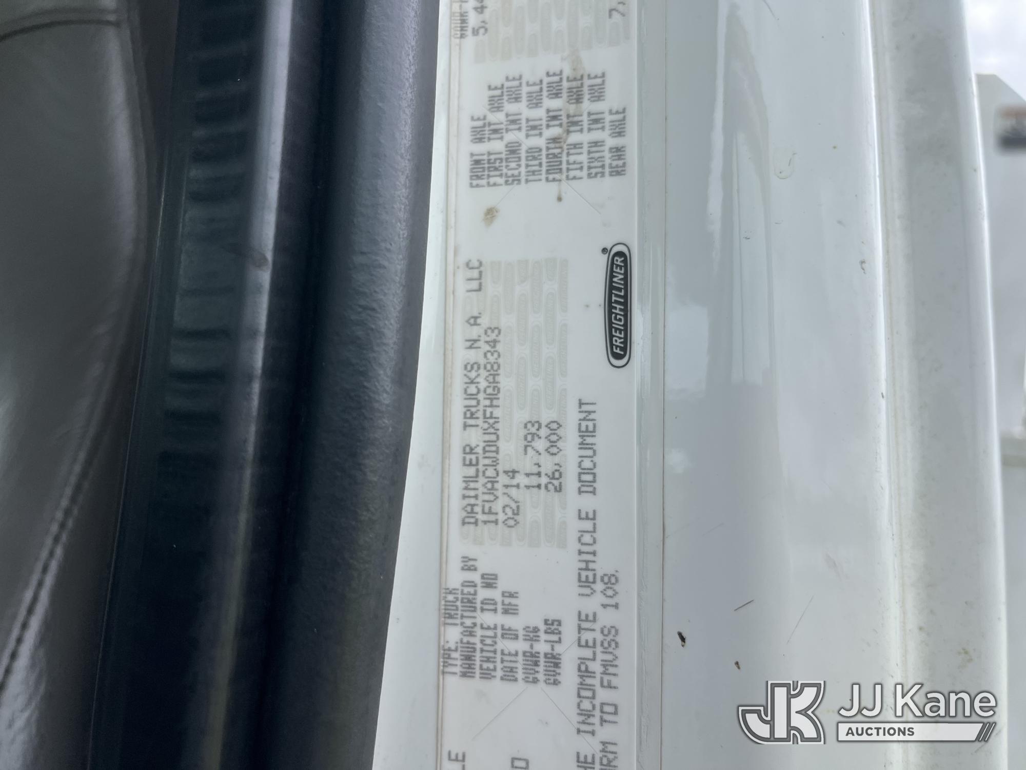 2015 Freightliner M2 106