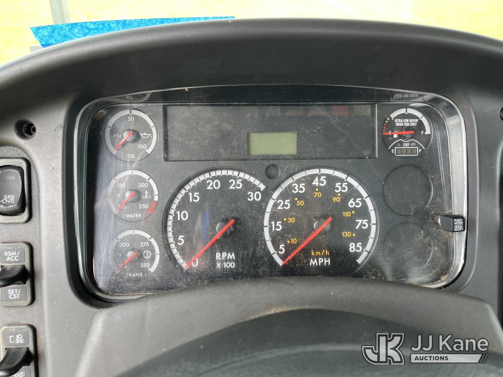 2015 Freightliner M2 106