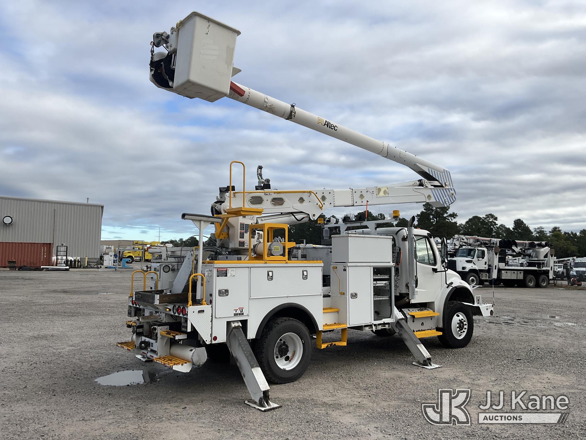 2017 Freightliner M2 106