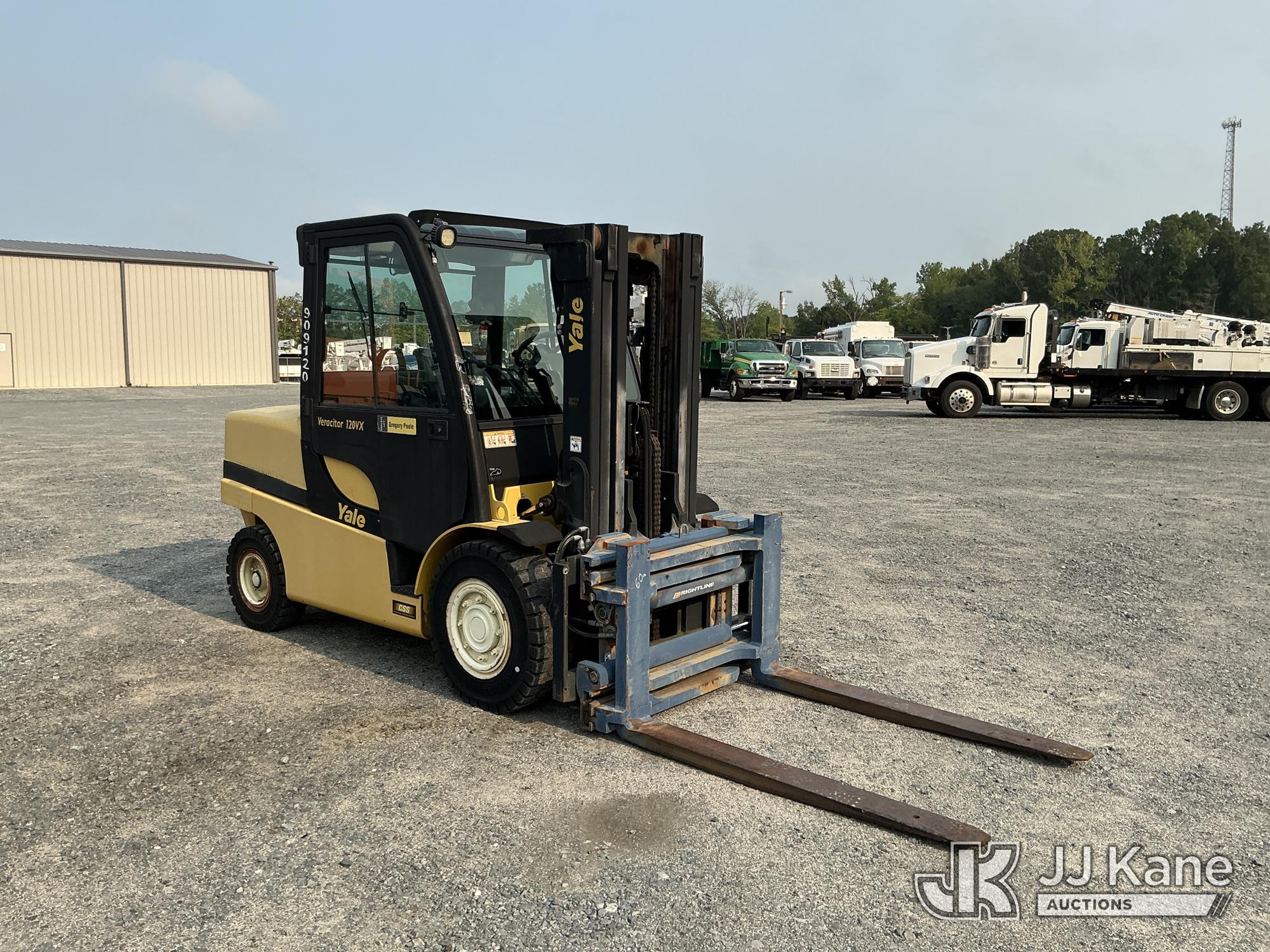 2016 Yale GP120VX
