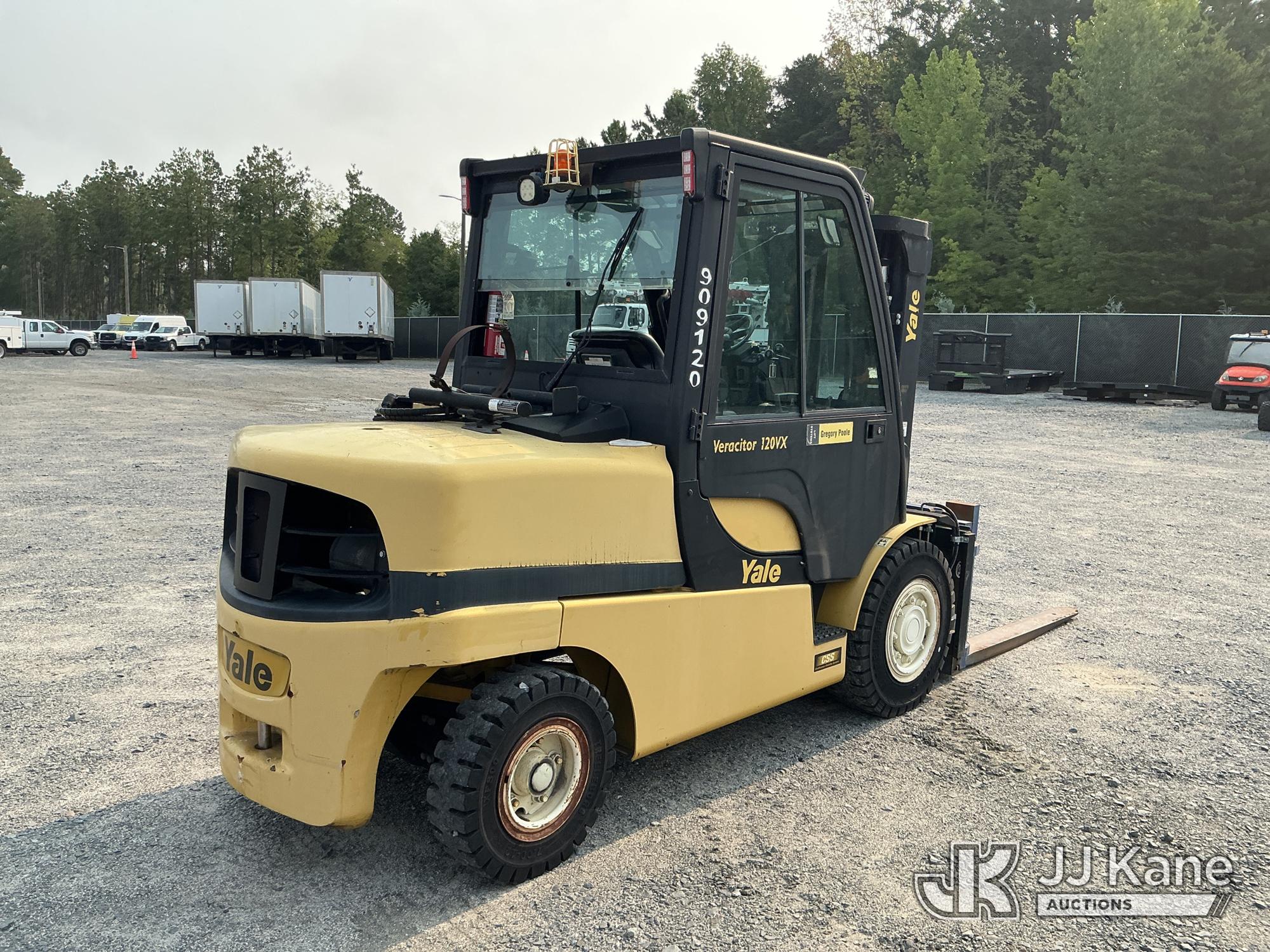 2016 Yale GP120VX