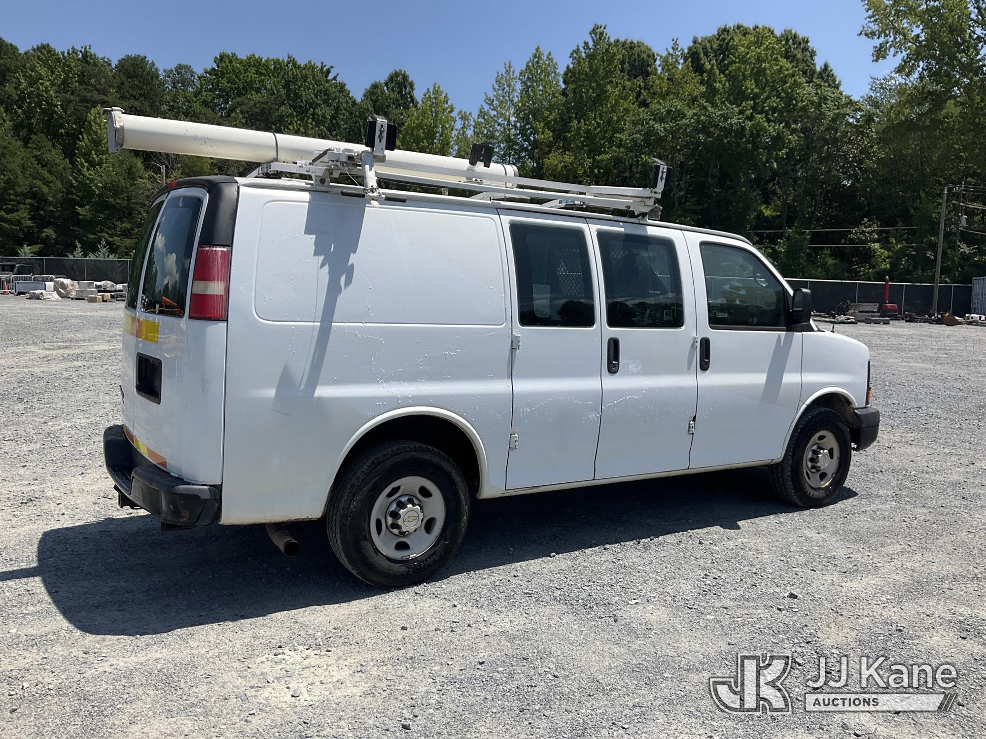 2013 Chevrolet EXPRESS 2500