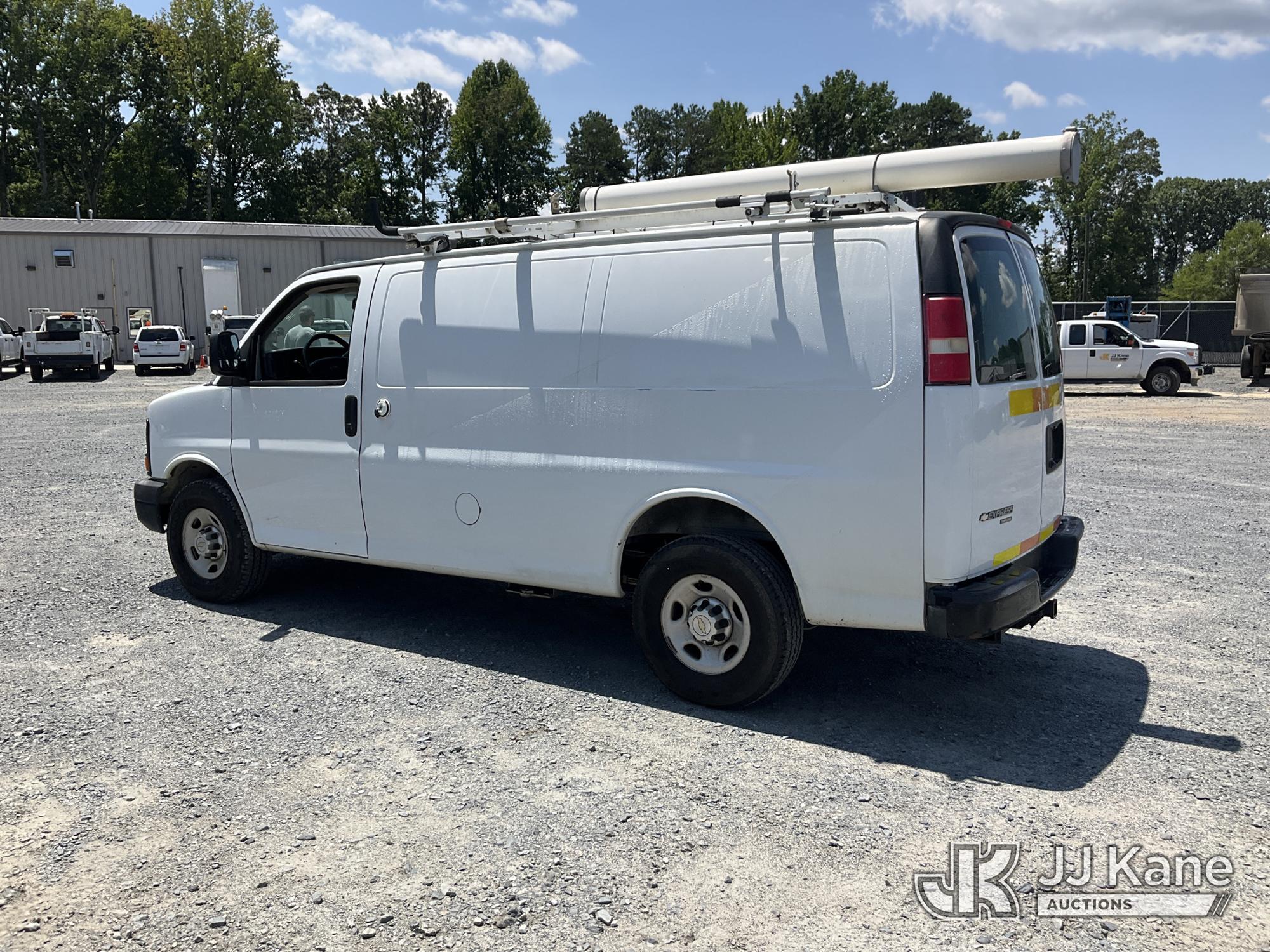 2013 Chevrolet EXPRESS 2500