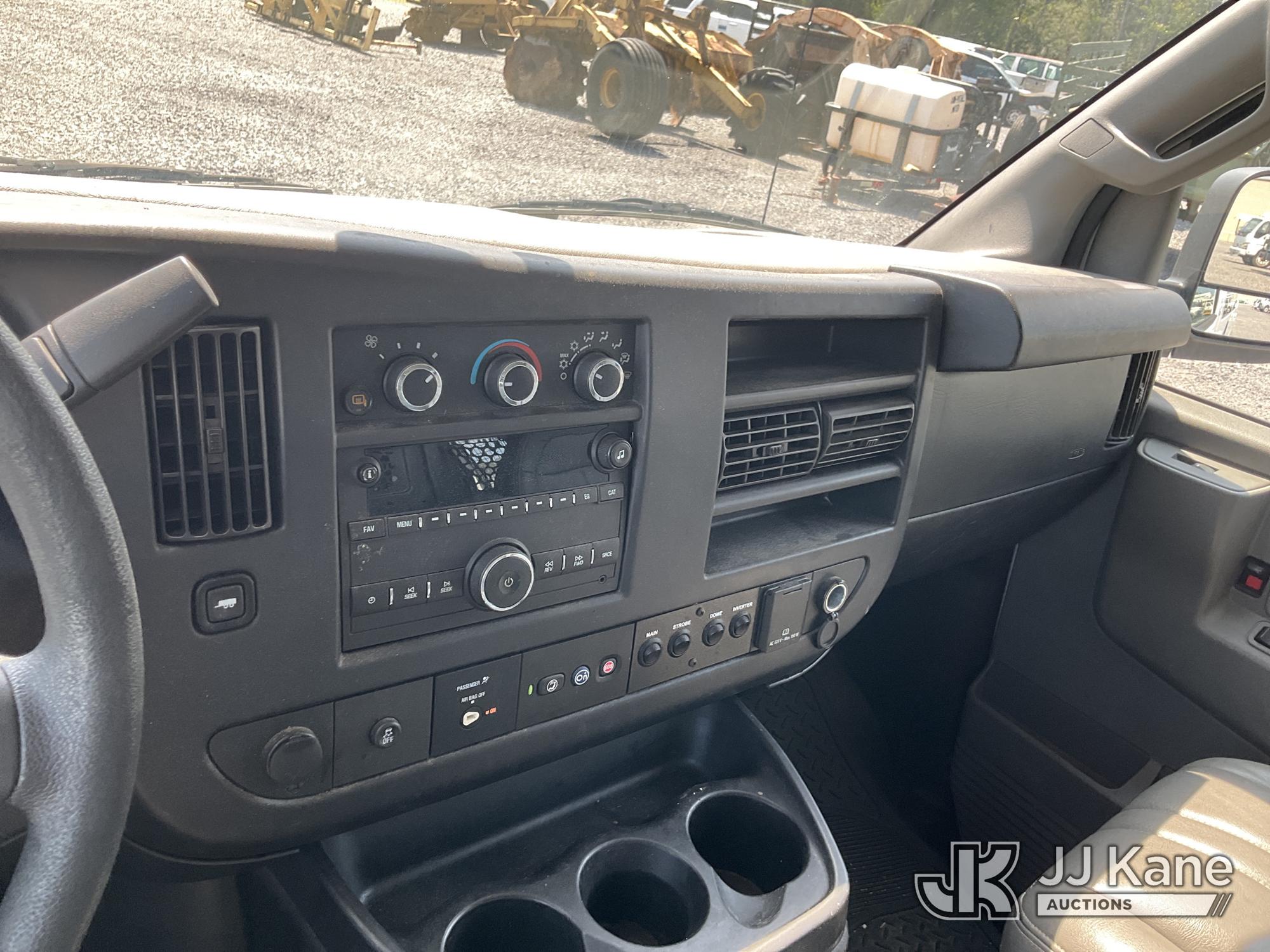 2017 Chevrolet Express G2500