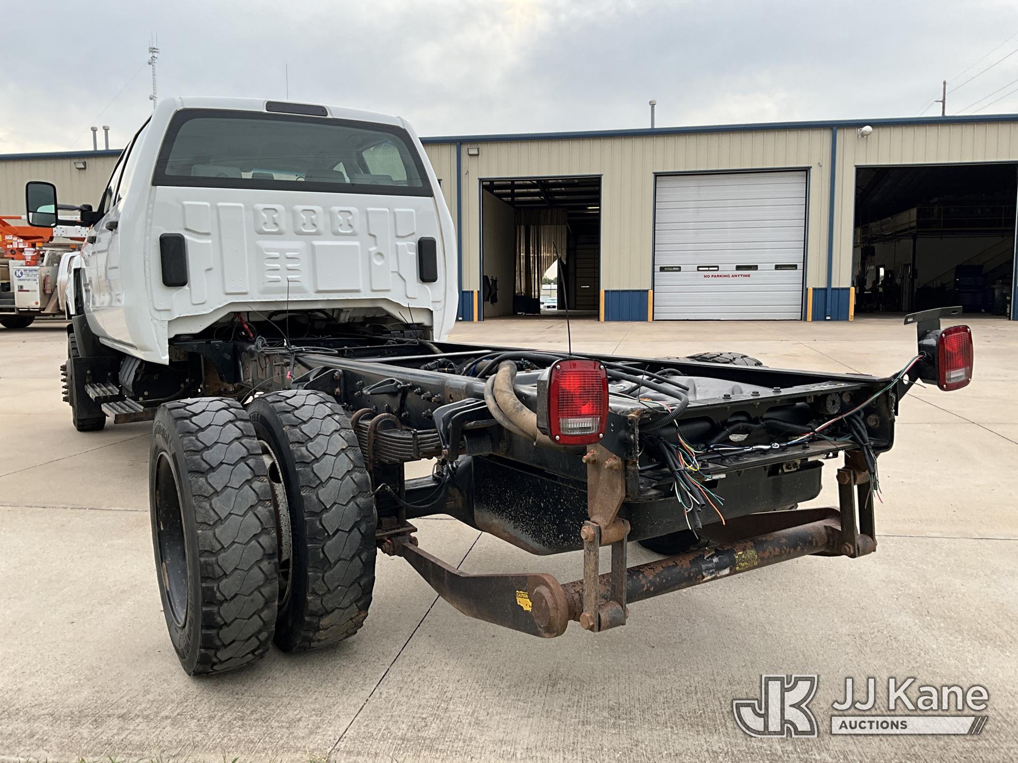 2021 Chevrolet Silverado 6500HD 4X4