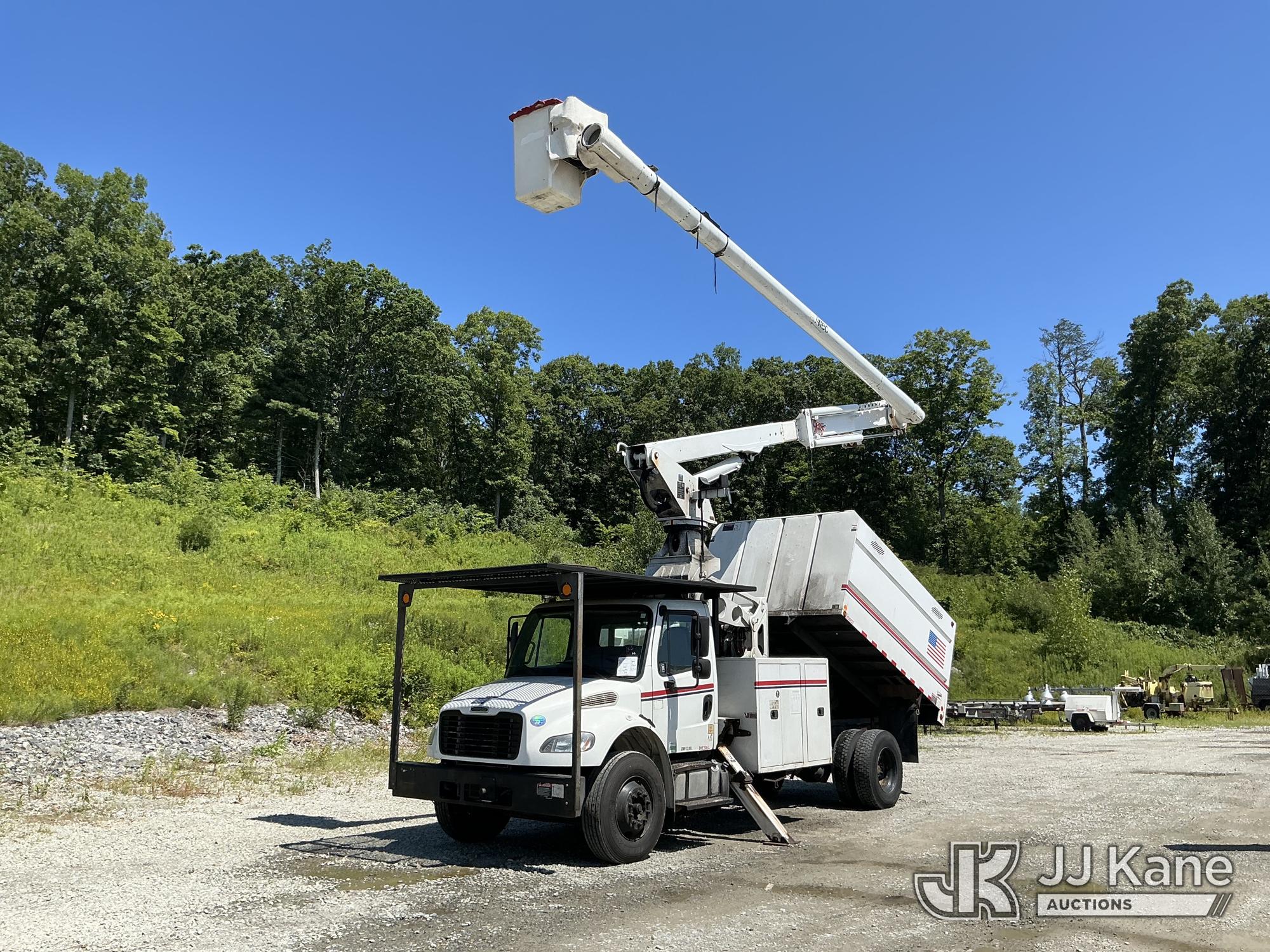 Photo of a 2015 Freightliner M2 106