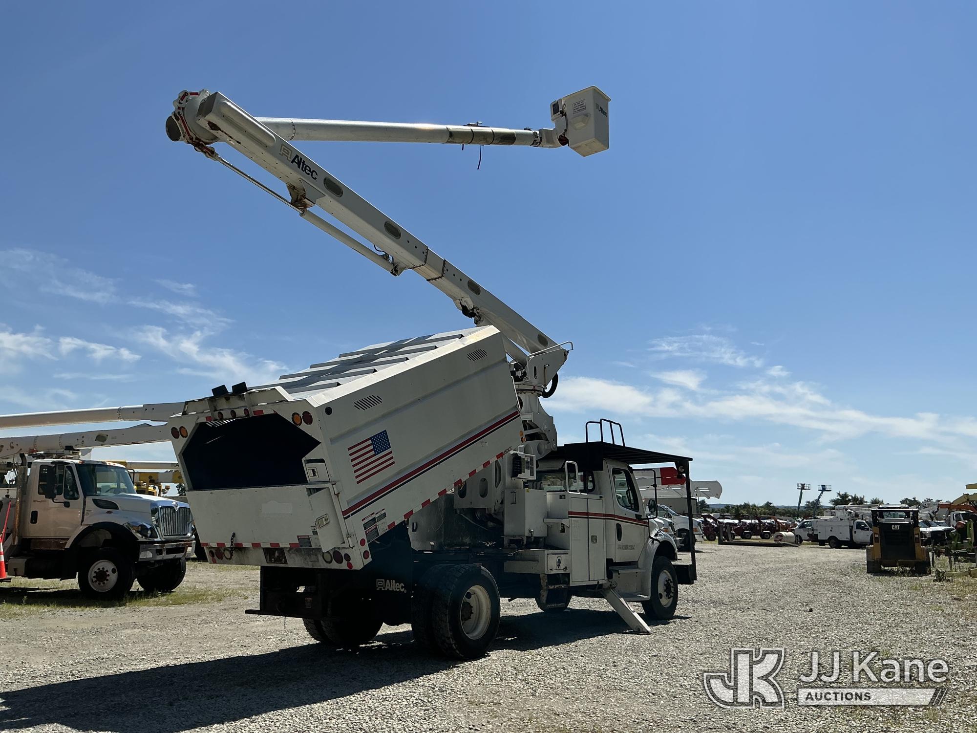 2015 Freightliner M2 106