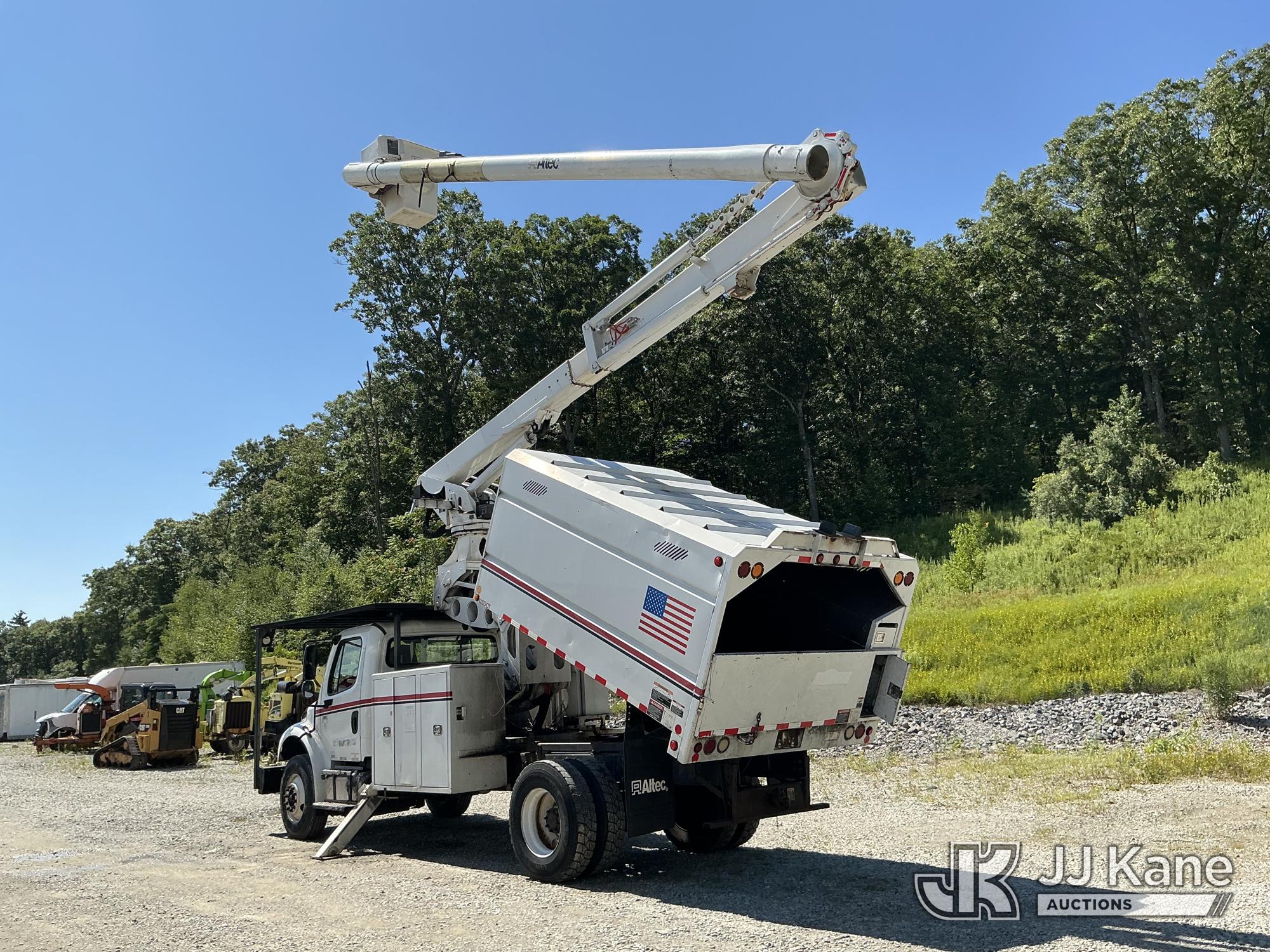 2015 Freightliner M2 106