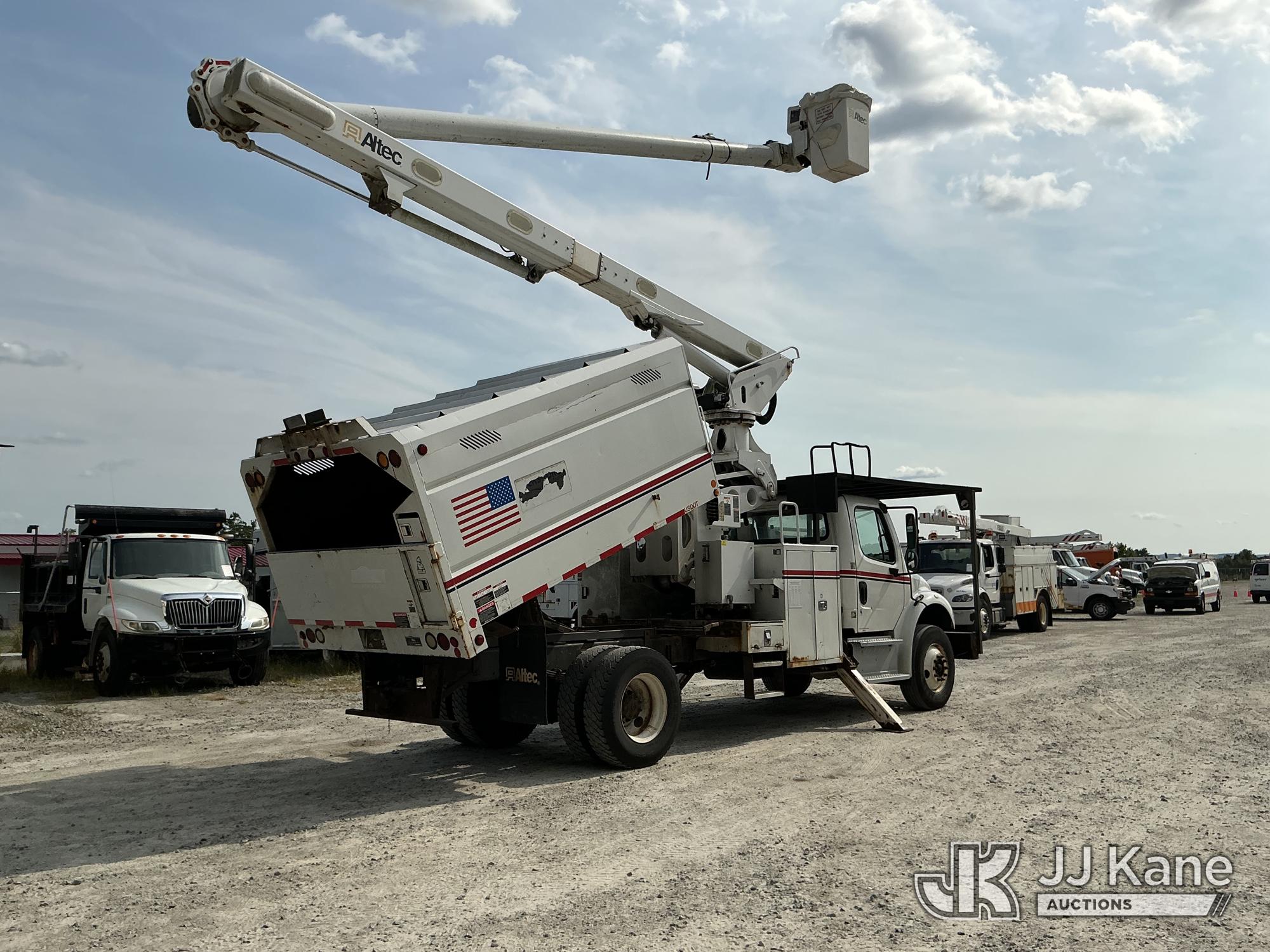 2015 Freightliner M2 106