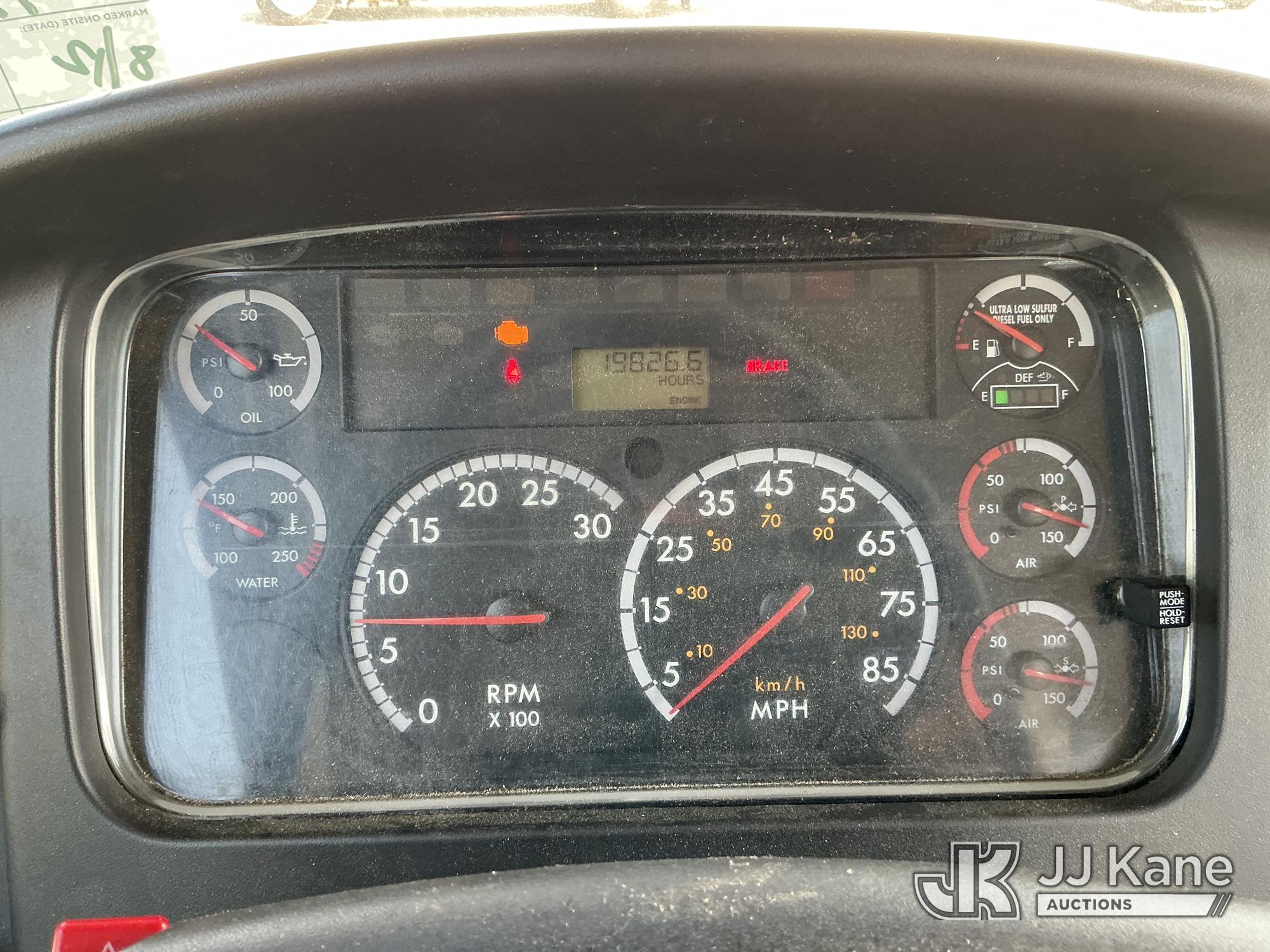 2015 Freightliner M2 106