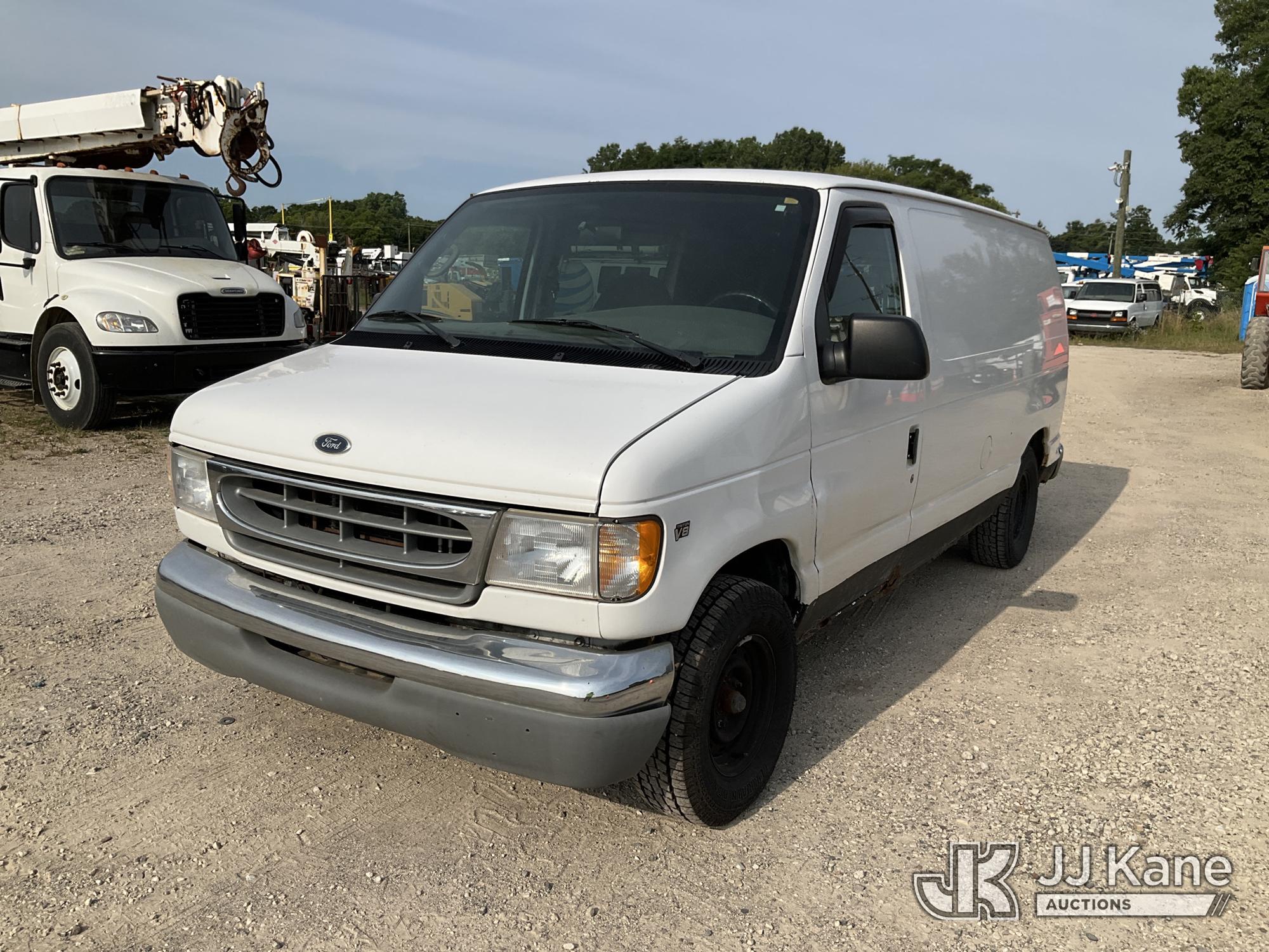 Photo of 2001 Ford Econoline