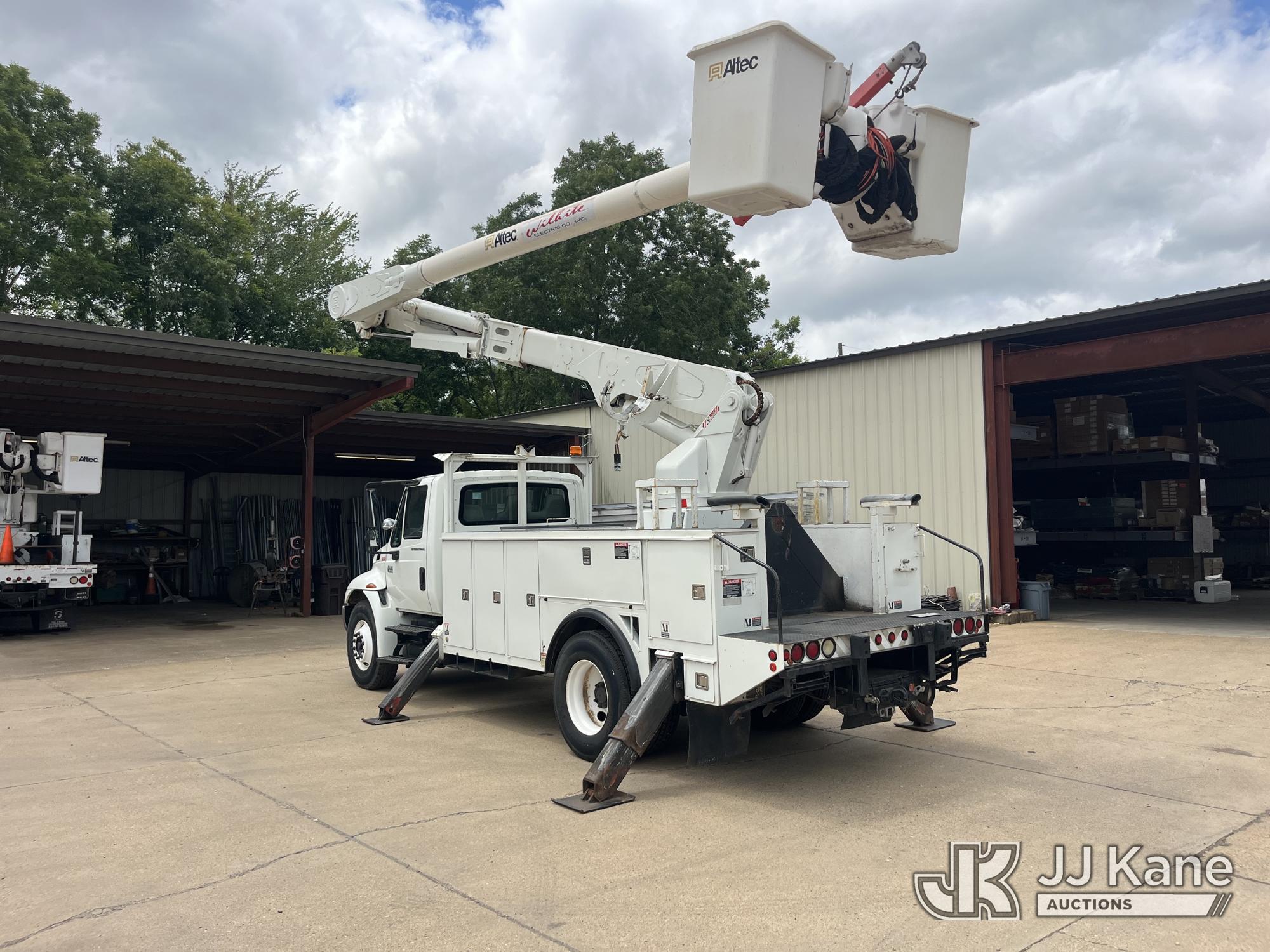 2004 International 4400