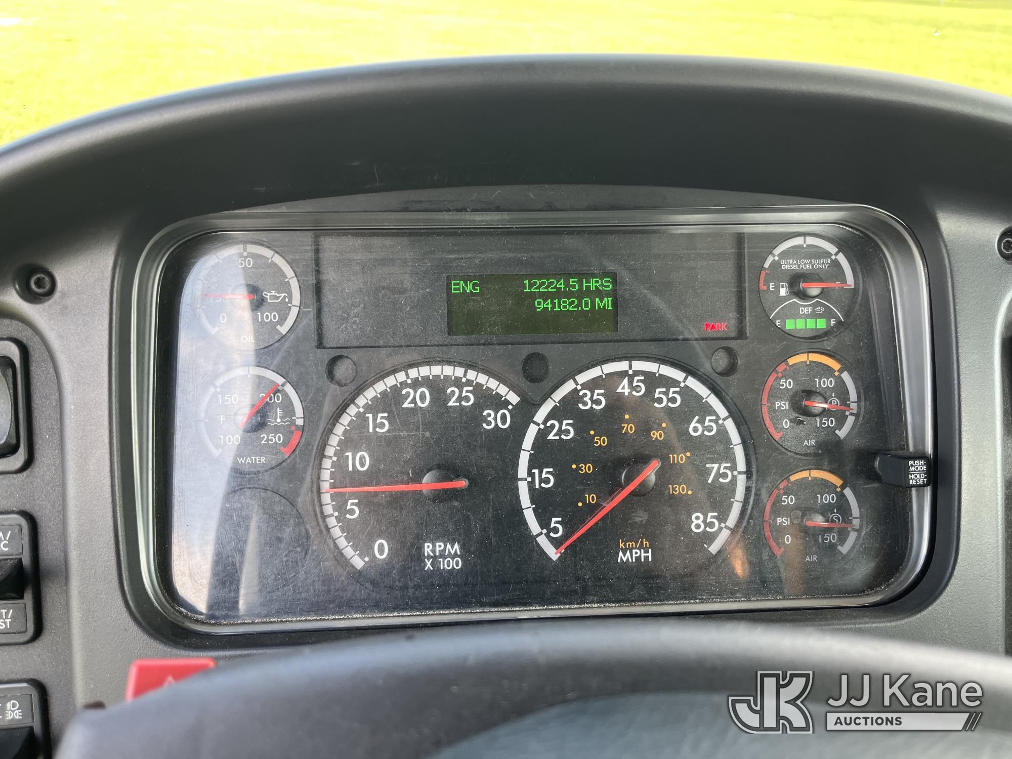 2016 Freightliner M2 106