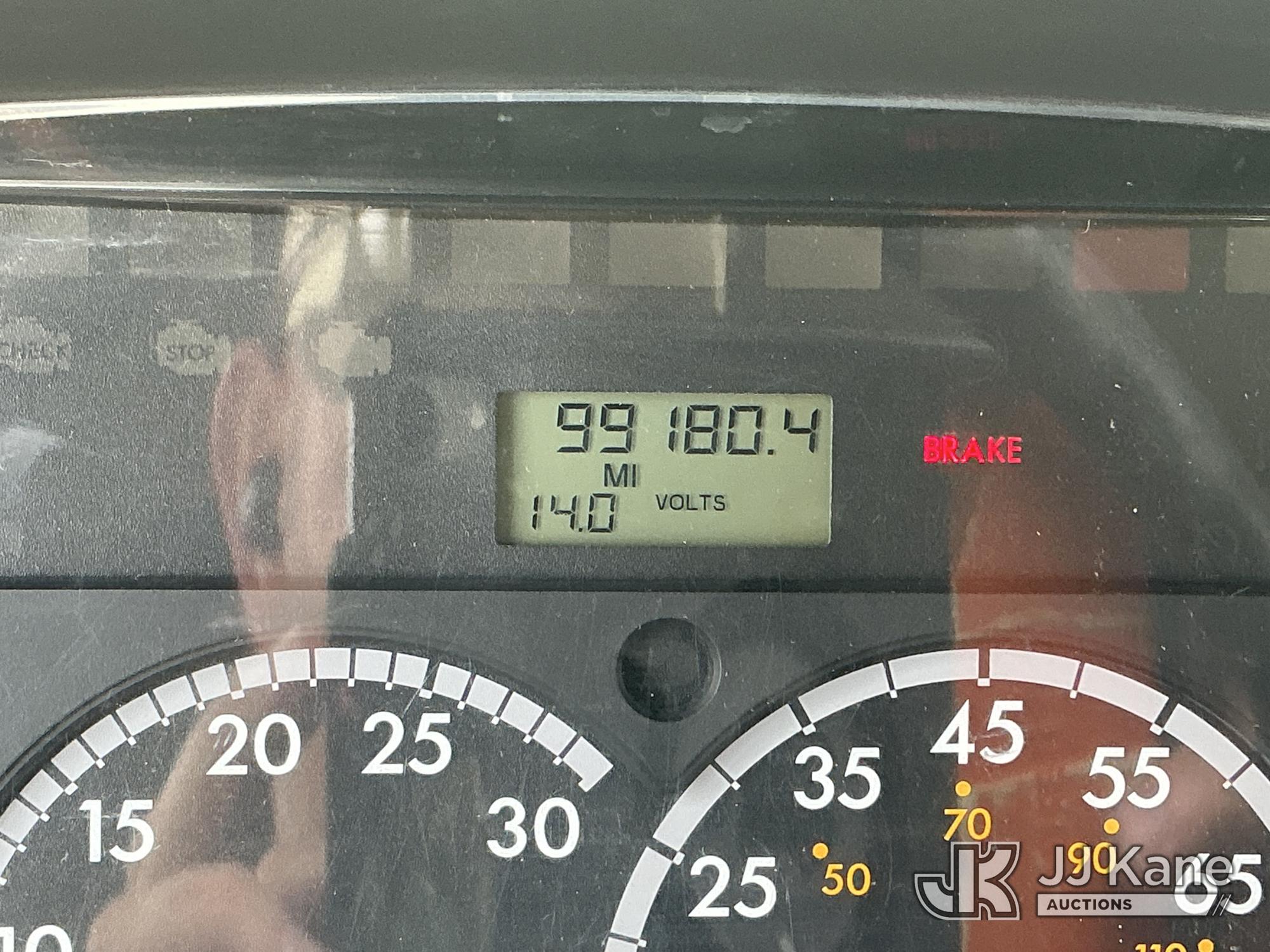 2014 Freightliner M2 106
