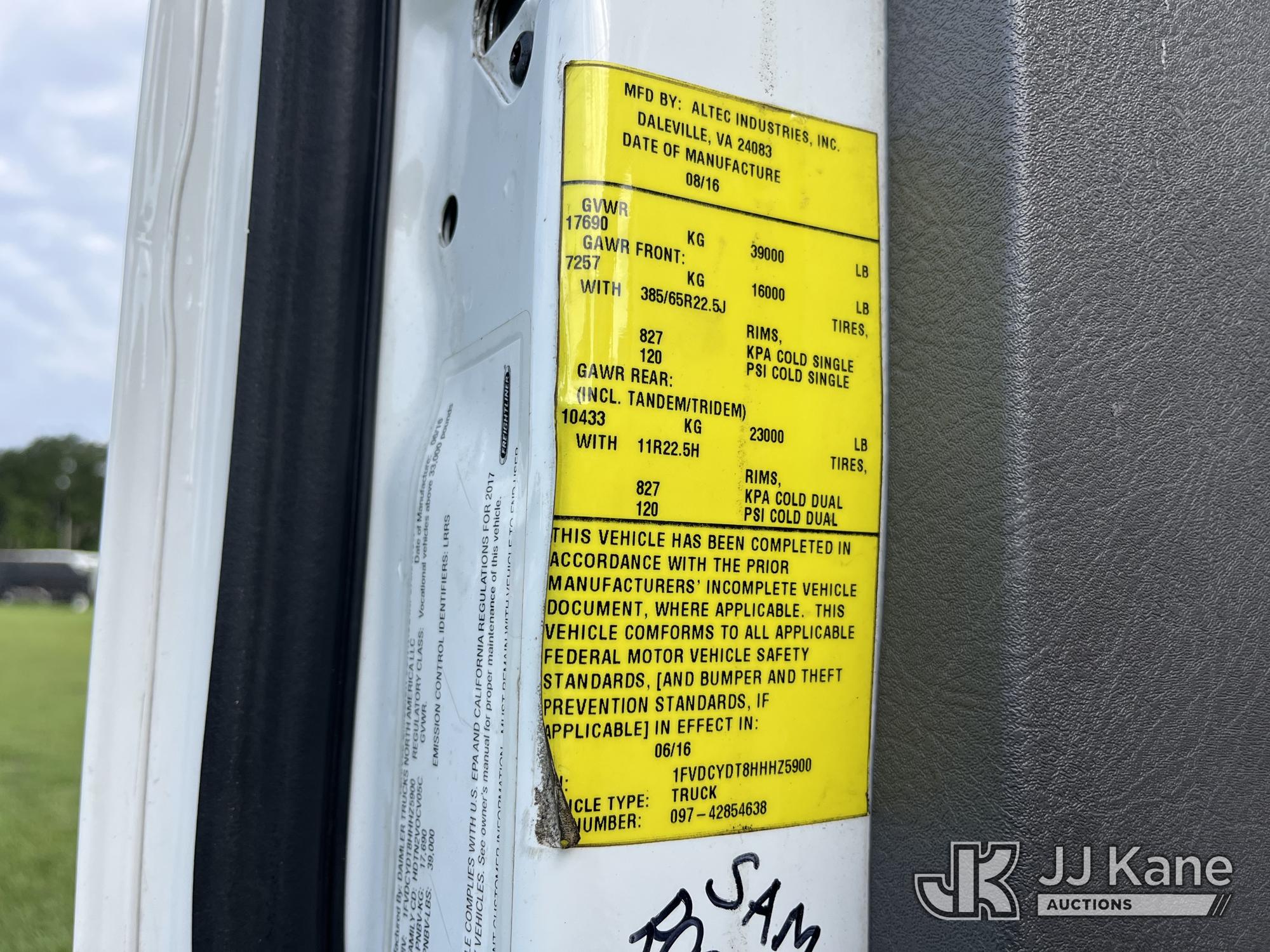 2017 Freightliner M2 106