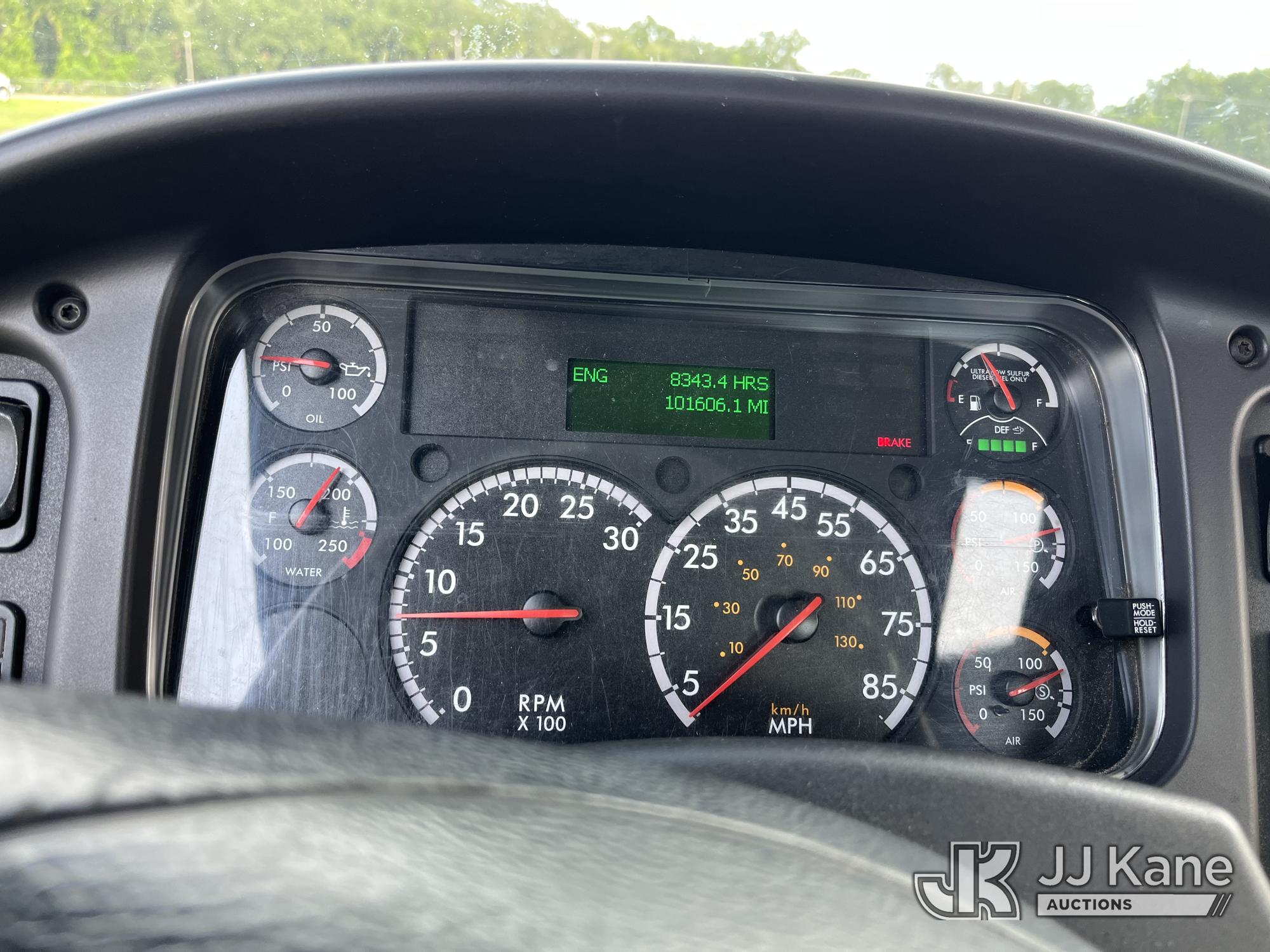 2017 Freightliner M2 106
